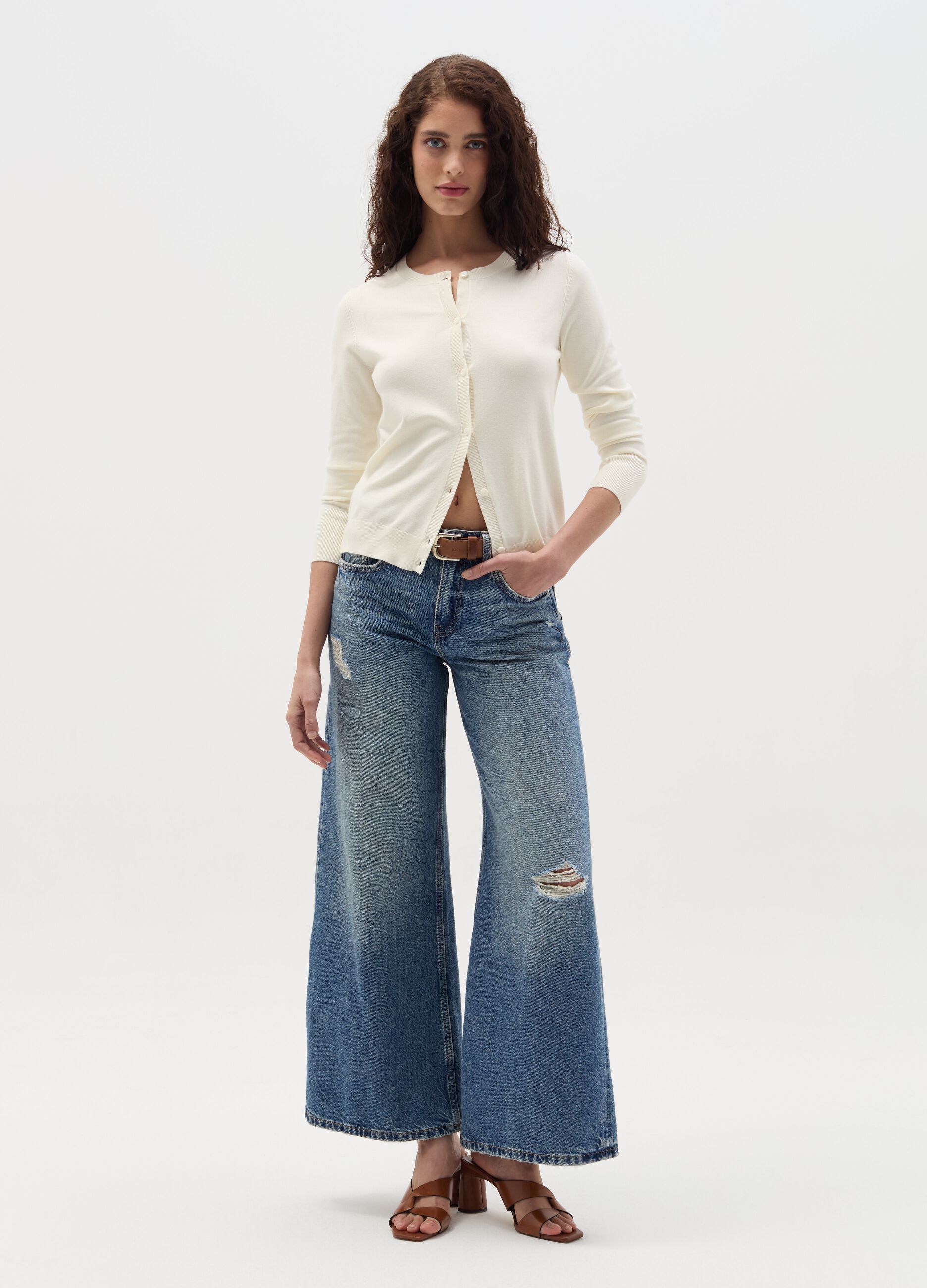 Cardigan with round neckline