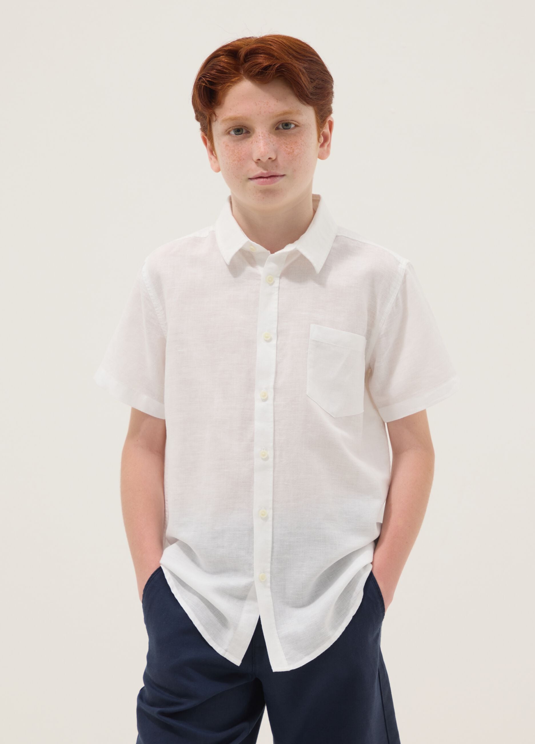 Camicia bianca in misto lino e cotone da ragazzo regular fit