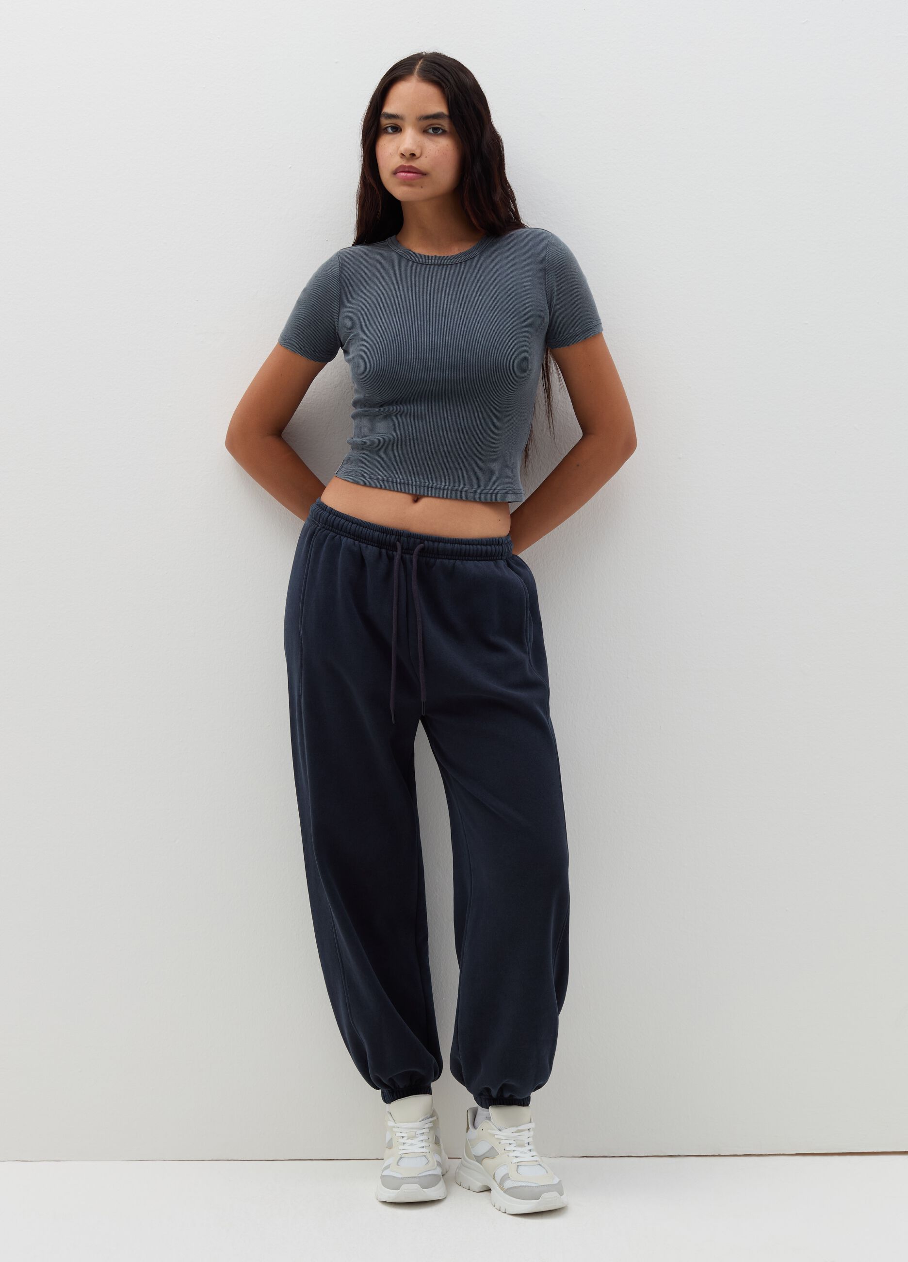 Fleece joggers with drawstring
