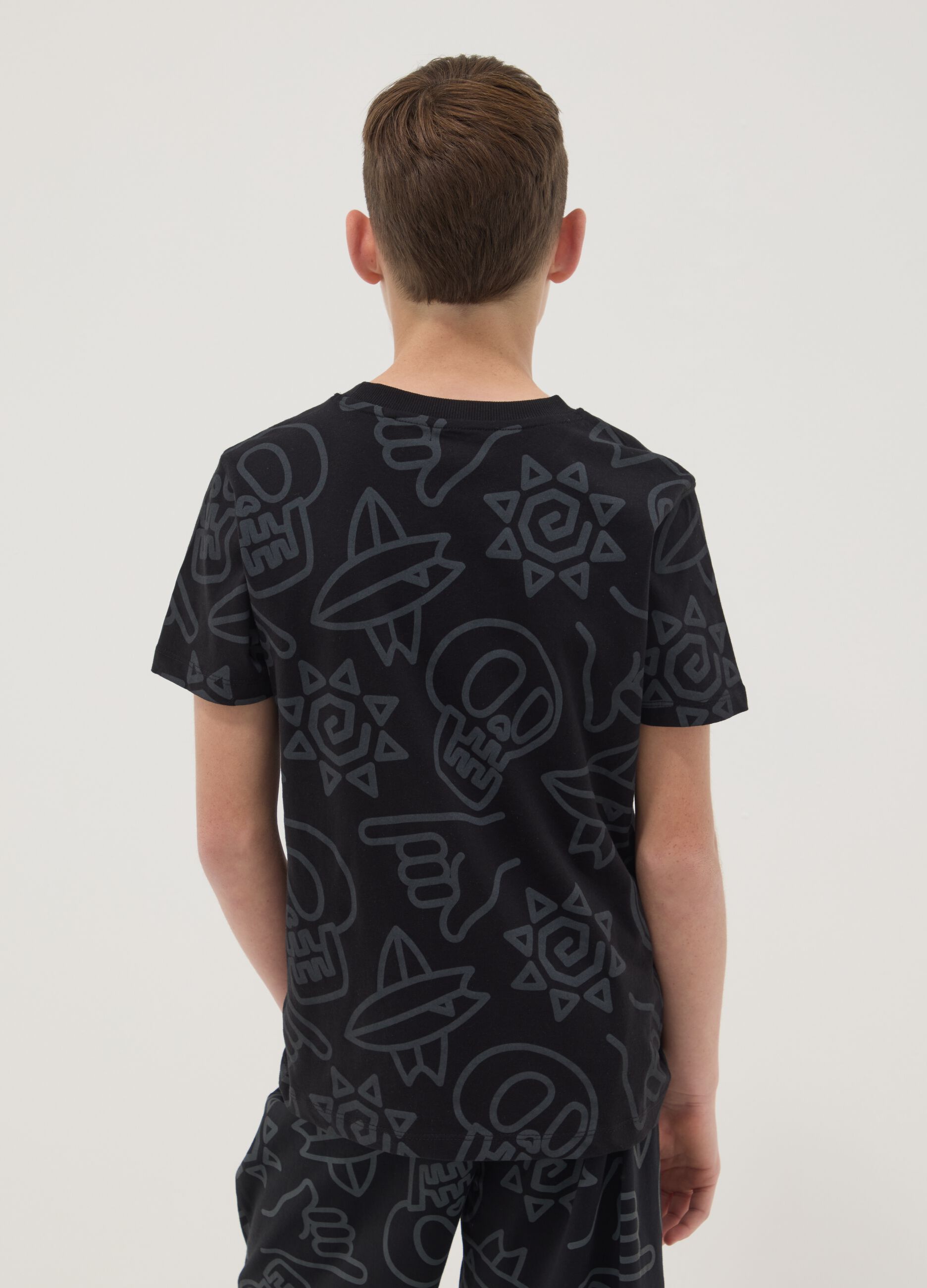 Black short-sleeve pure cotton T-shirt
