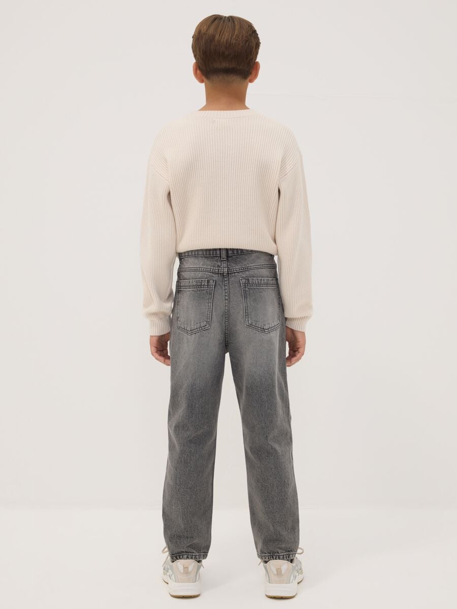 Grey pure-cotton baggy-fit jeans for boys_2