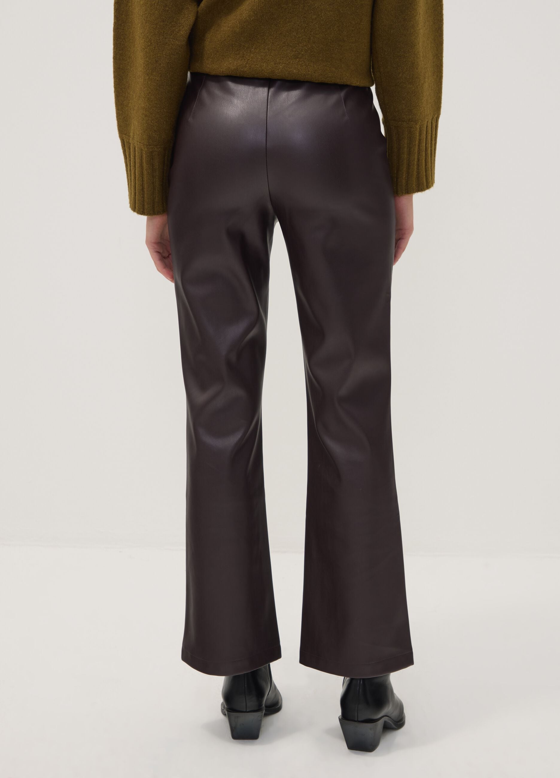 Leggings marroni flare con vita regular ed elastico