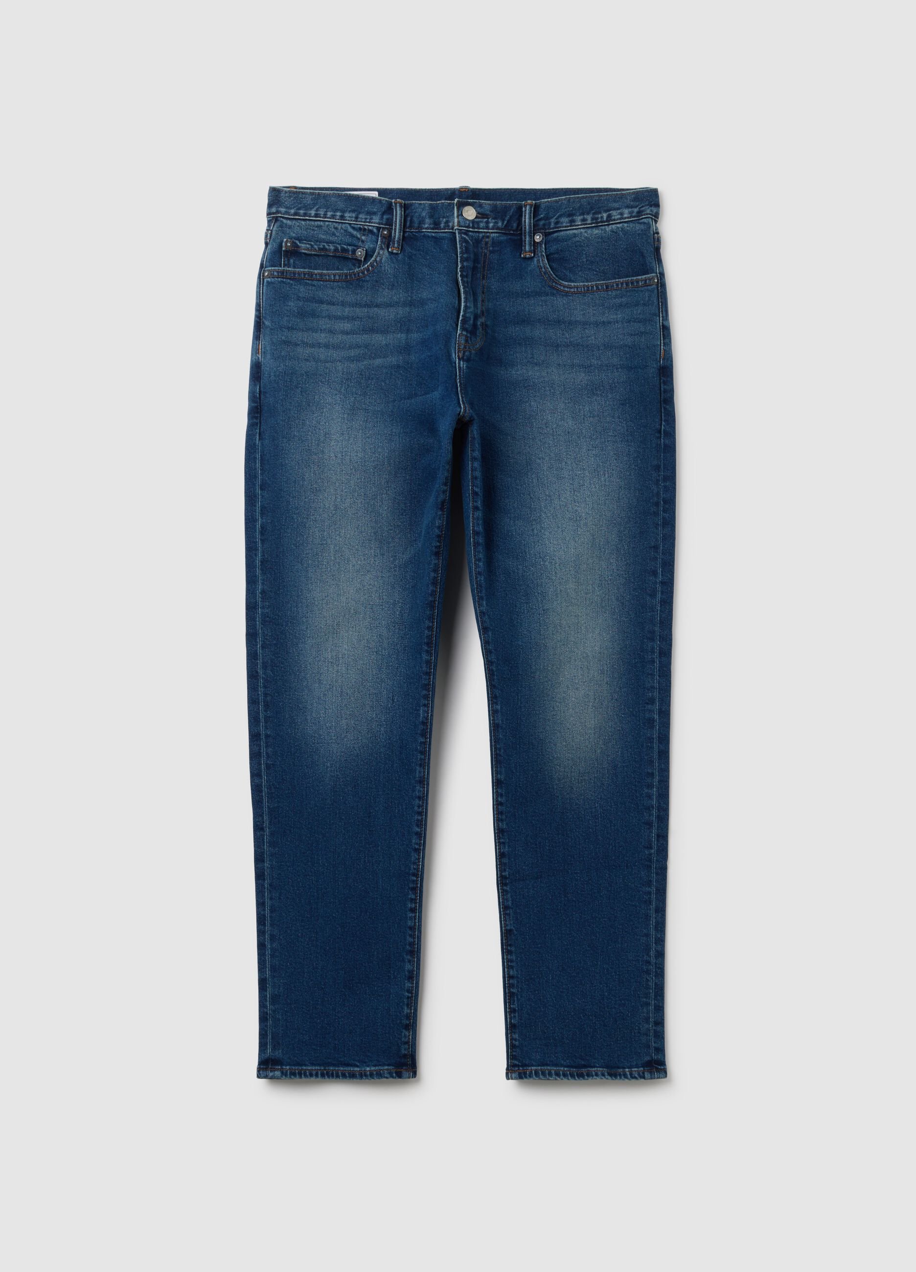Slim-fit jeans with five pockets