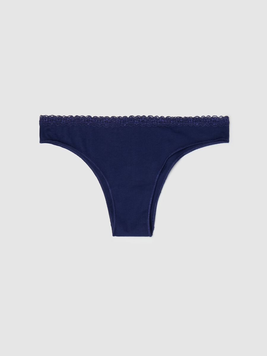 Brazilian-cut briefs with lace trim_4