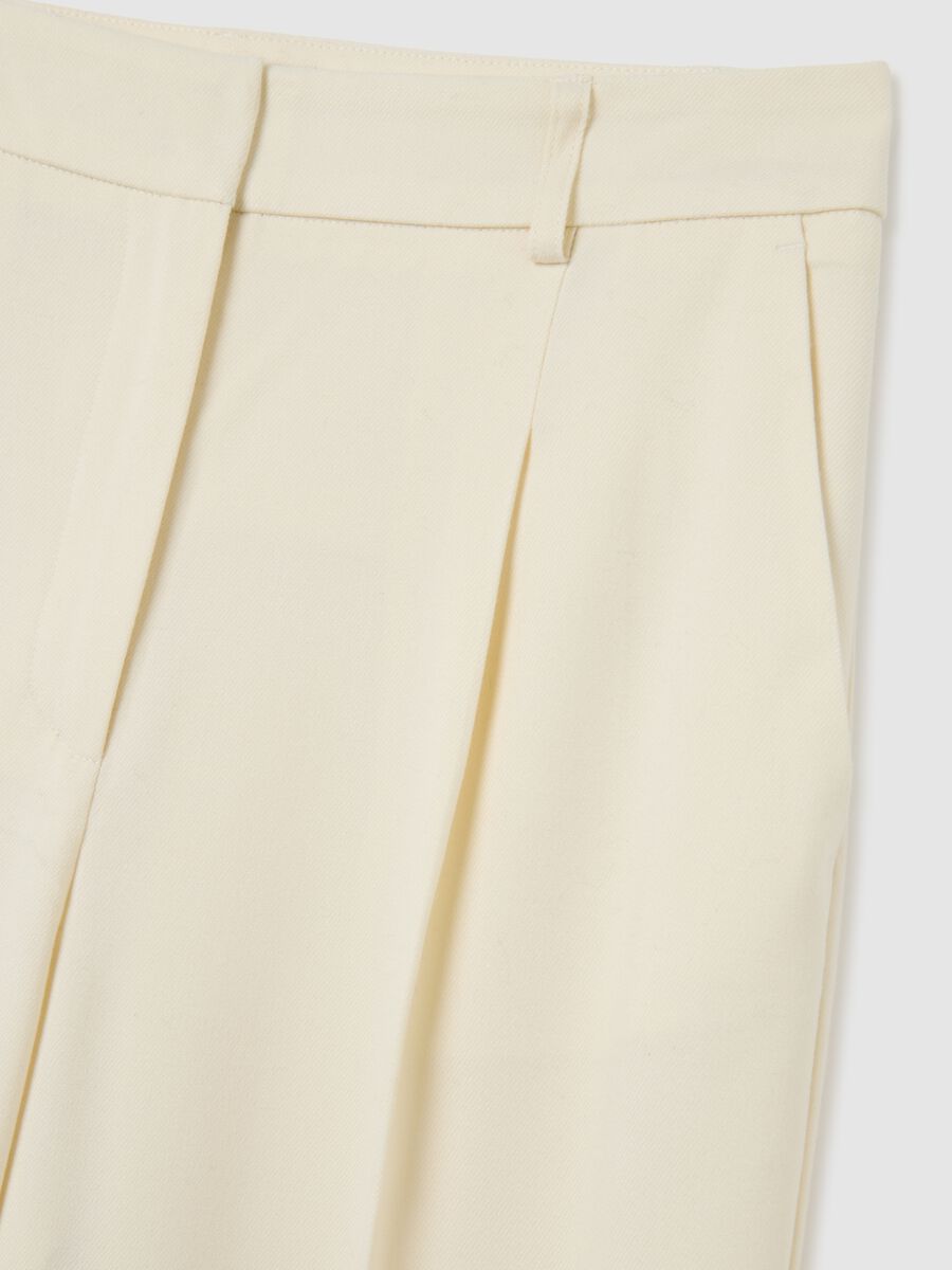 Regular Fit Beige Trousers_5