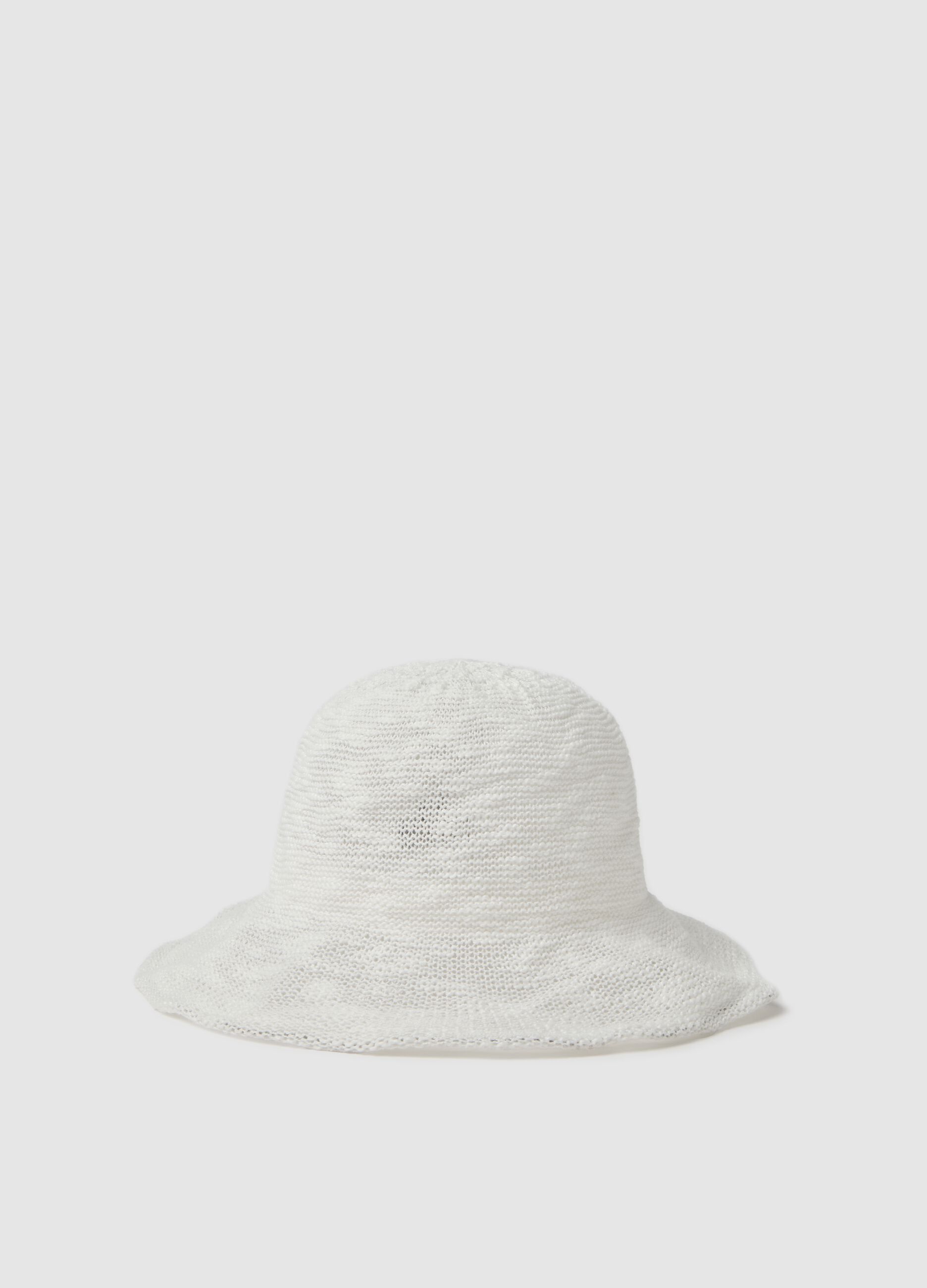 White cloche hat with knitted design