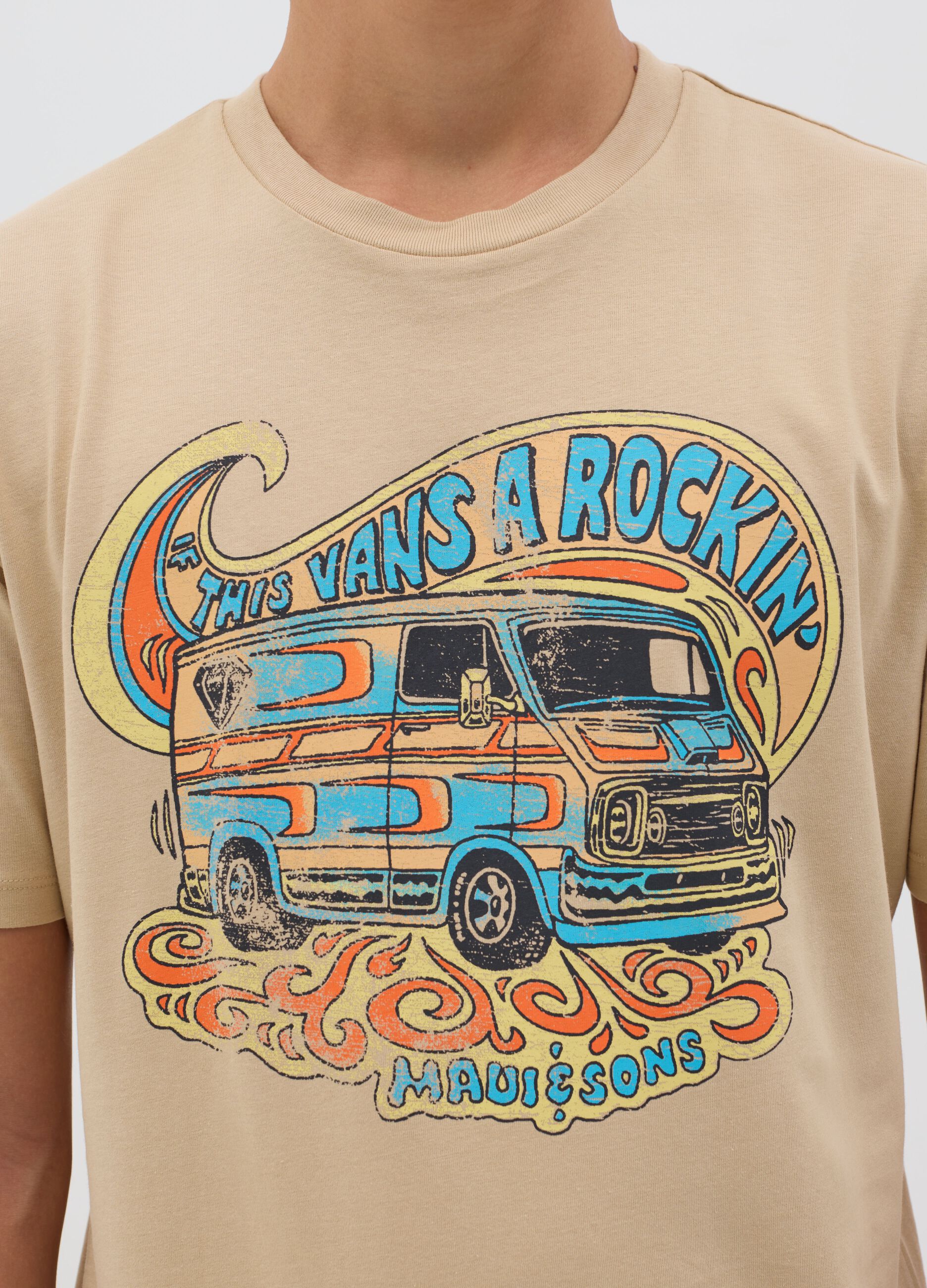 Beige T-shirt with vintage print