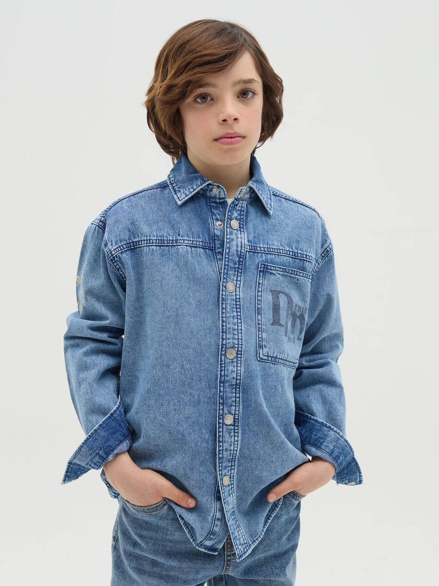 Shacket in denim acid wash con stampa _0