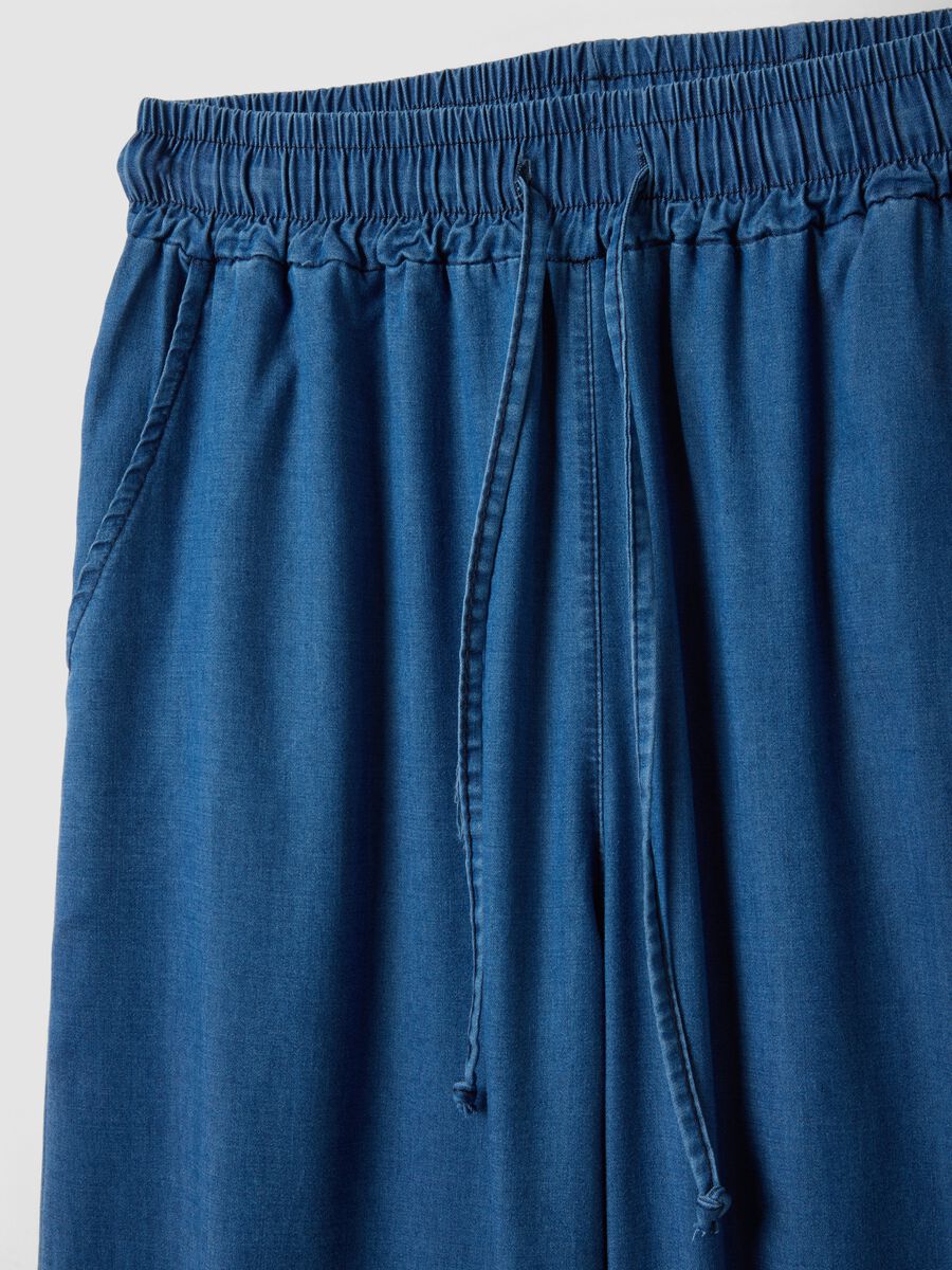 Pantaloni blu in puro lyocell a gamba ampia regular fit_5