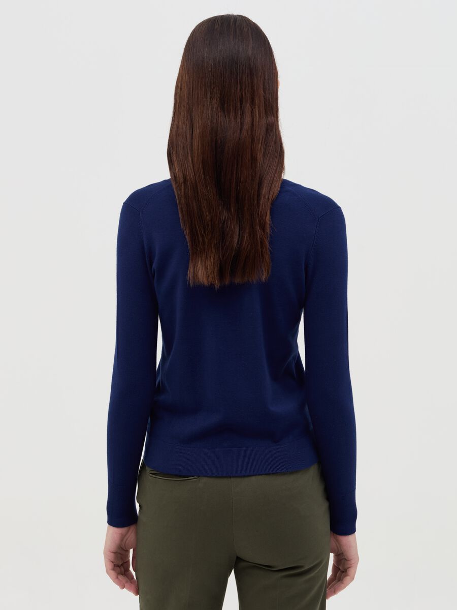 Cardigan with round neckline_3