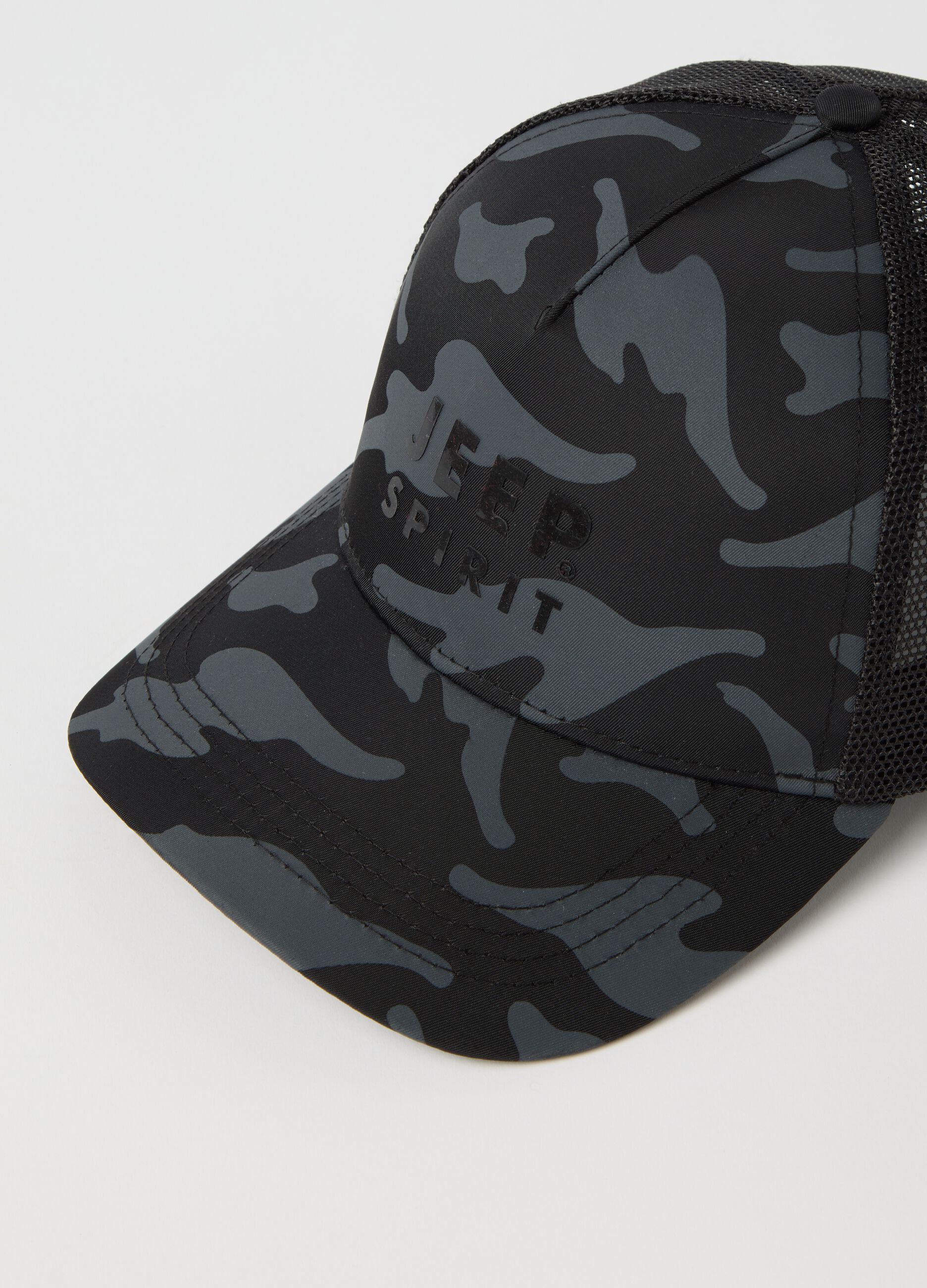 Black camouflage baseball cap with logo print