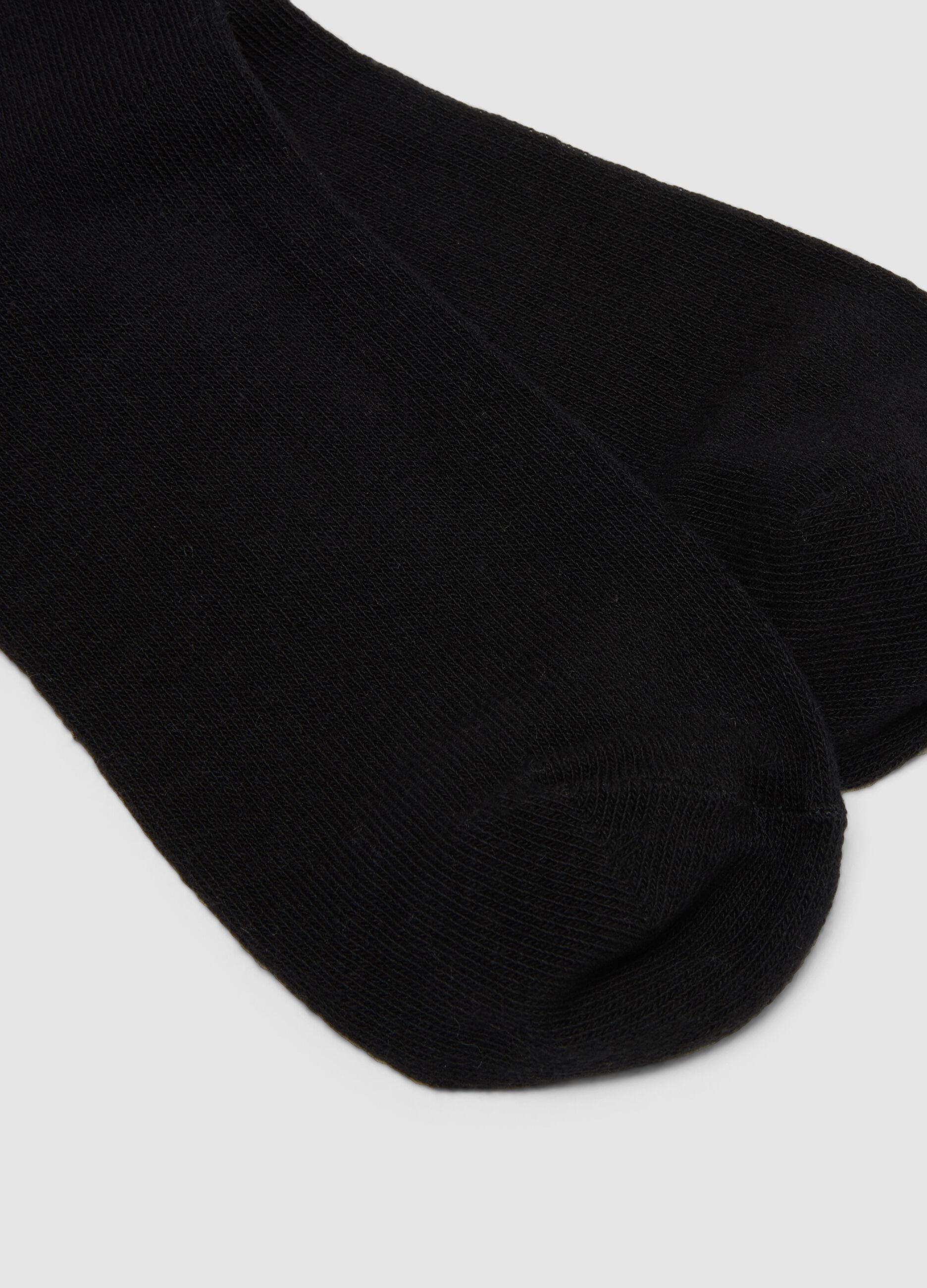 2-pack of grey and black organic cotton-blend socks