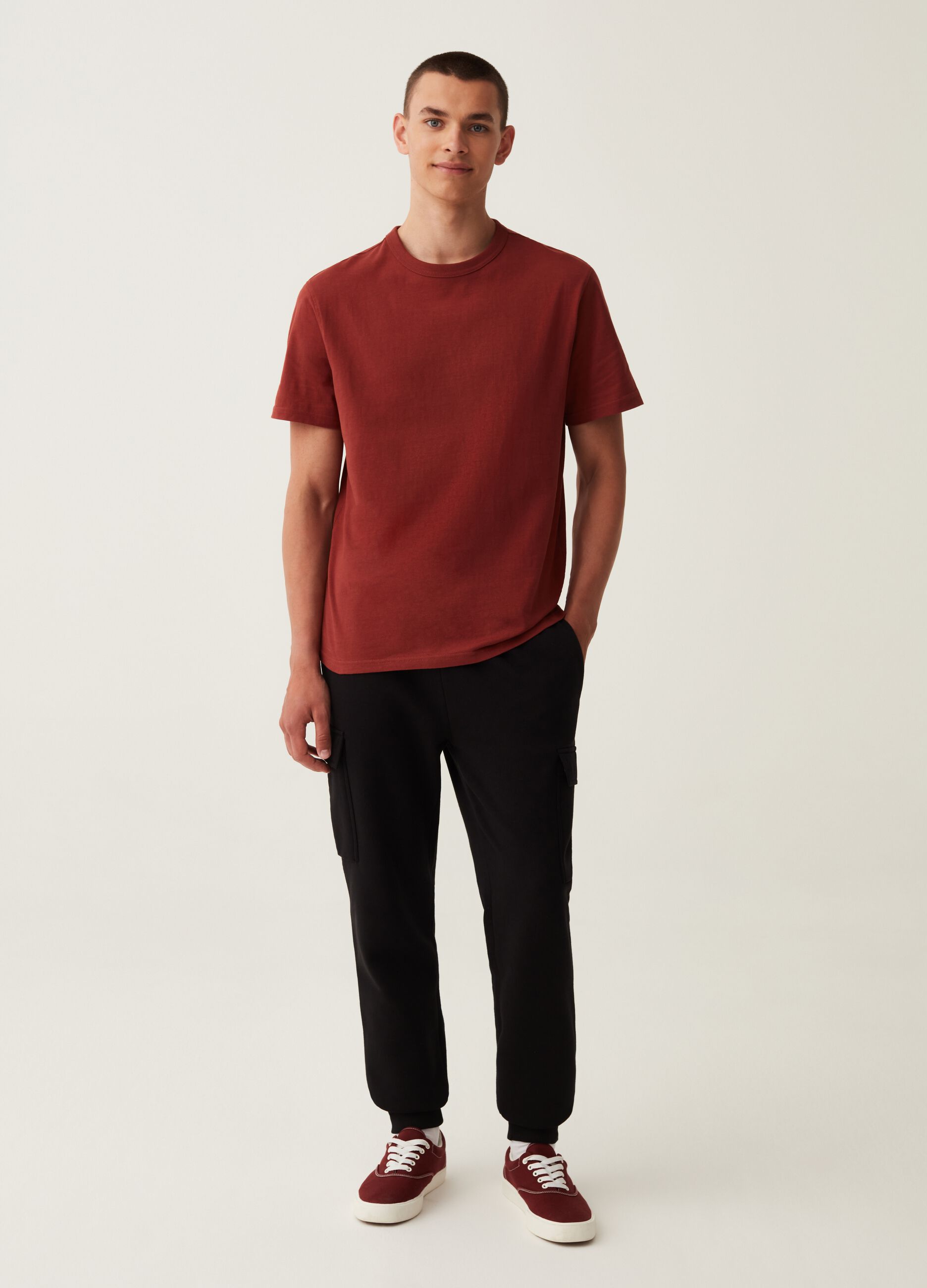 Joggers cargo in felpa con coulisse_0