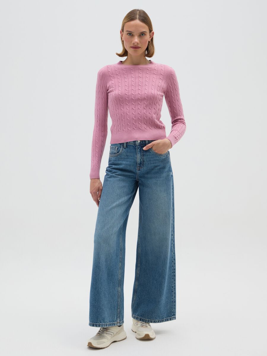 Pink pullover with round neckline_1