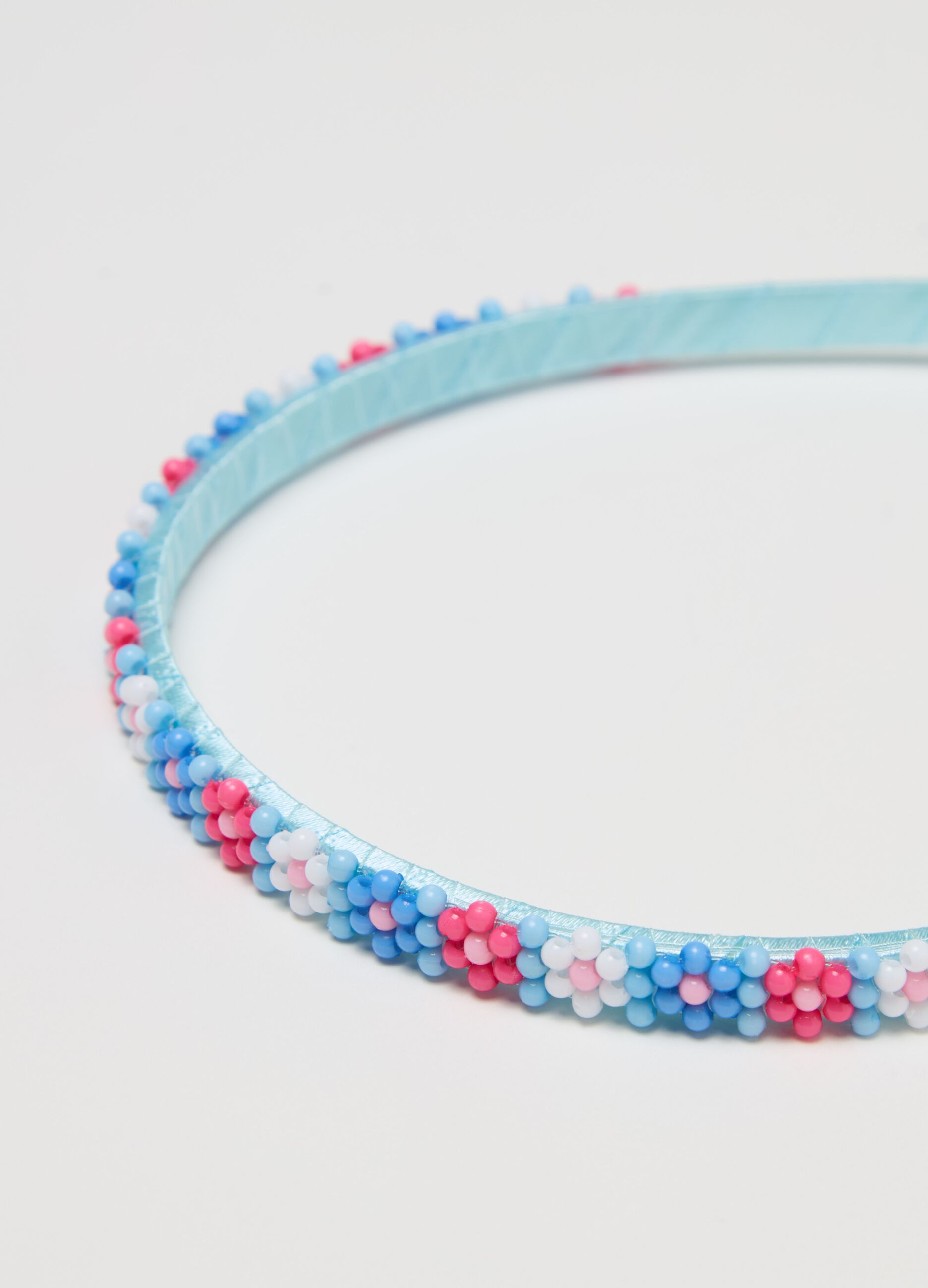 Alice band with beads application