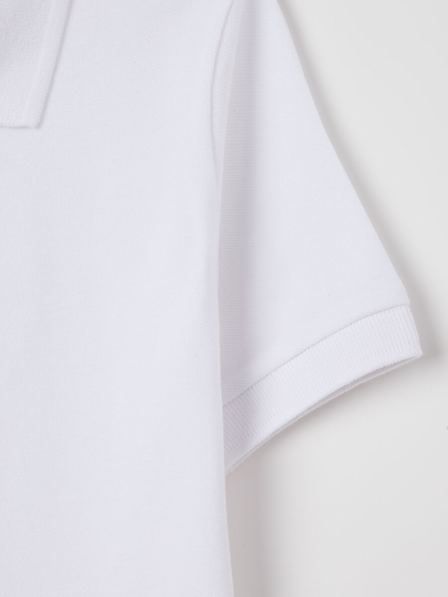 Essential white polo shirt in organic cotton_2