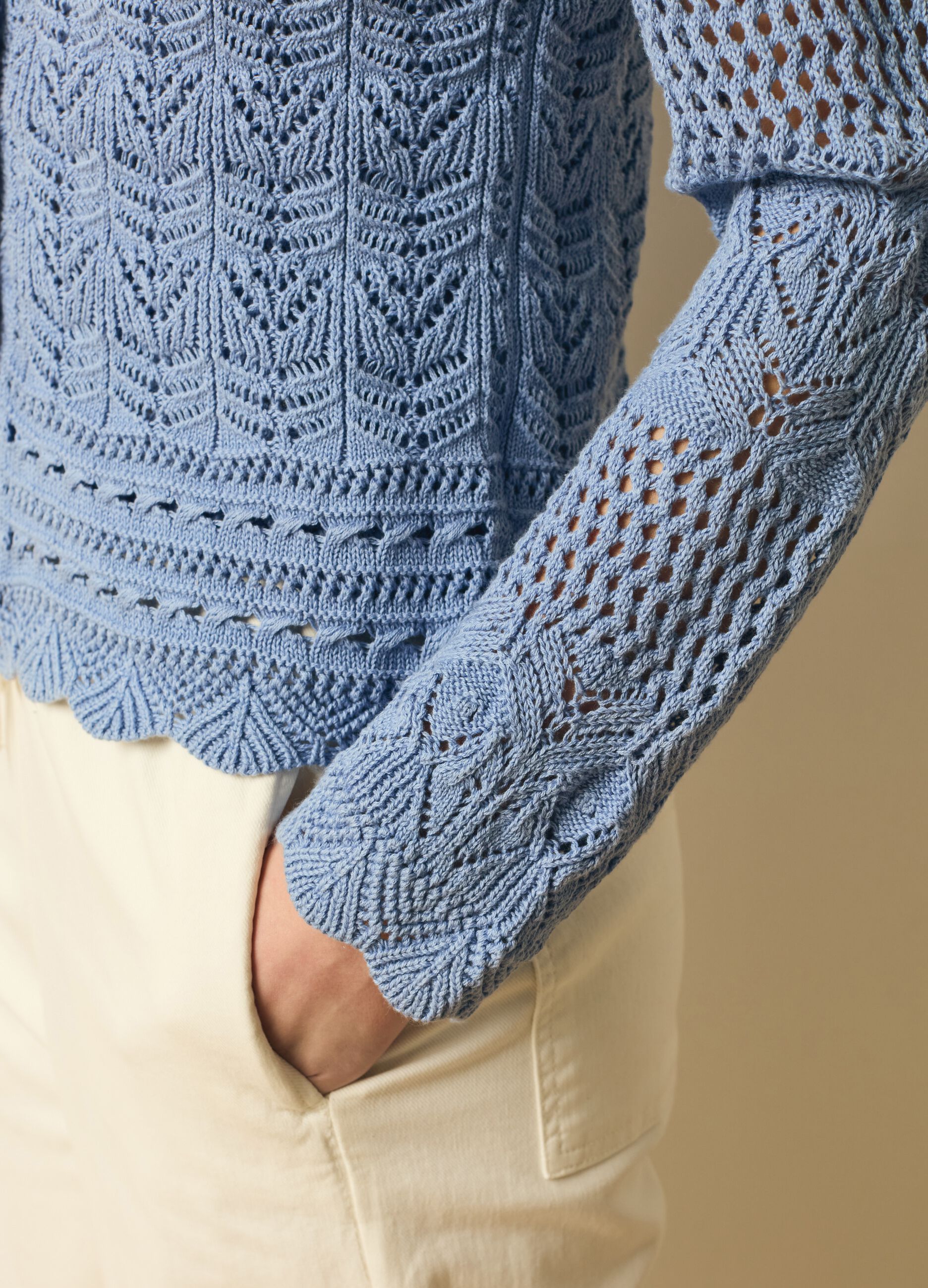 Crochet cardigan with V neck