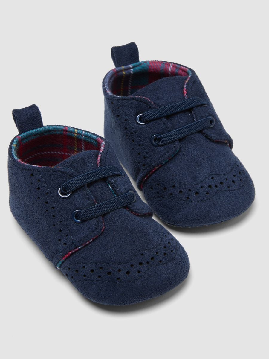 Blue baby shoes with elastic laces and full lining_2