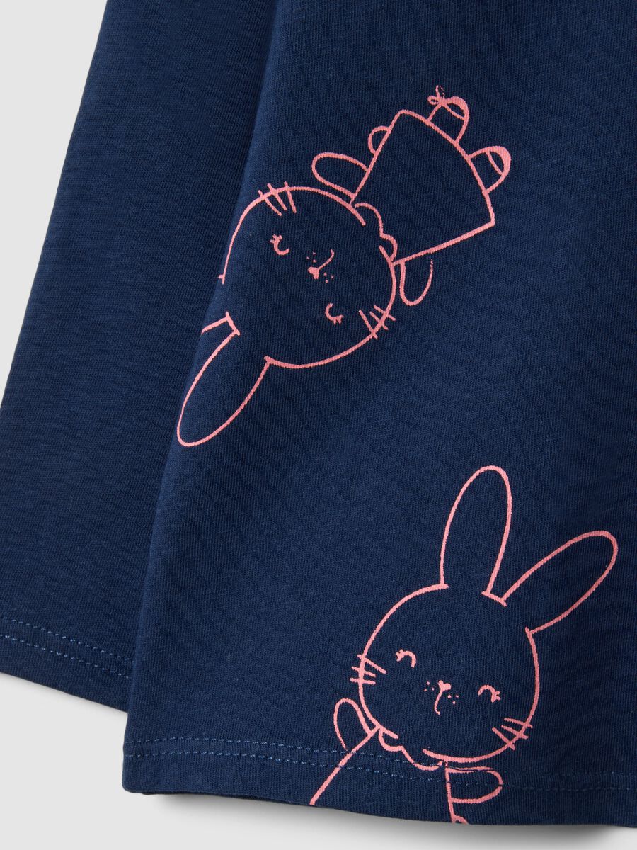 Maglietta blu a maniche lunghe in puro cotone con disegni regular fit_3