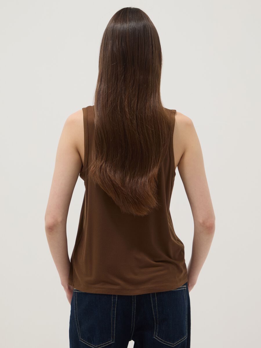 Brown stretch viscose tank top, regular fit_4