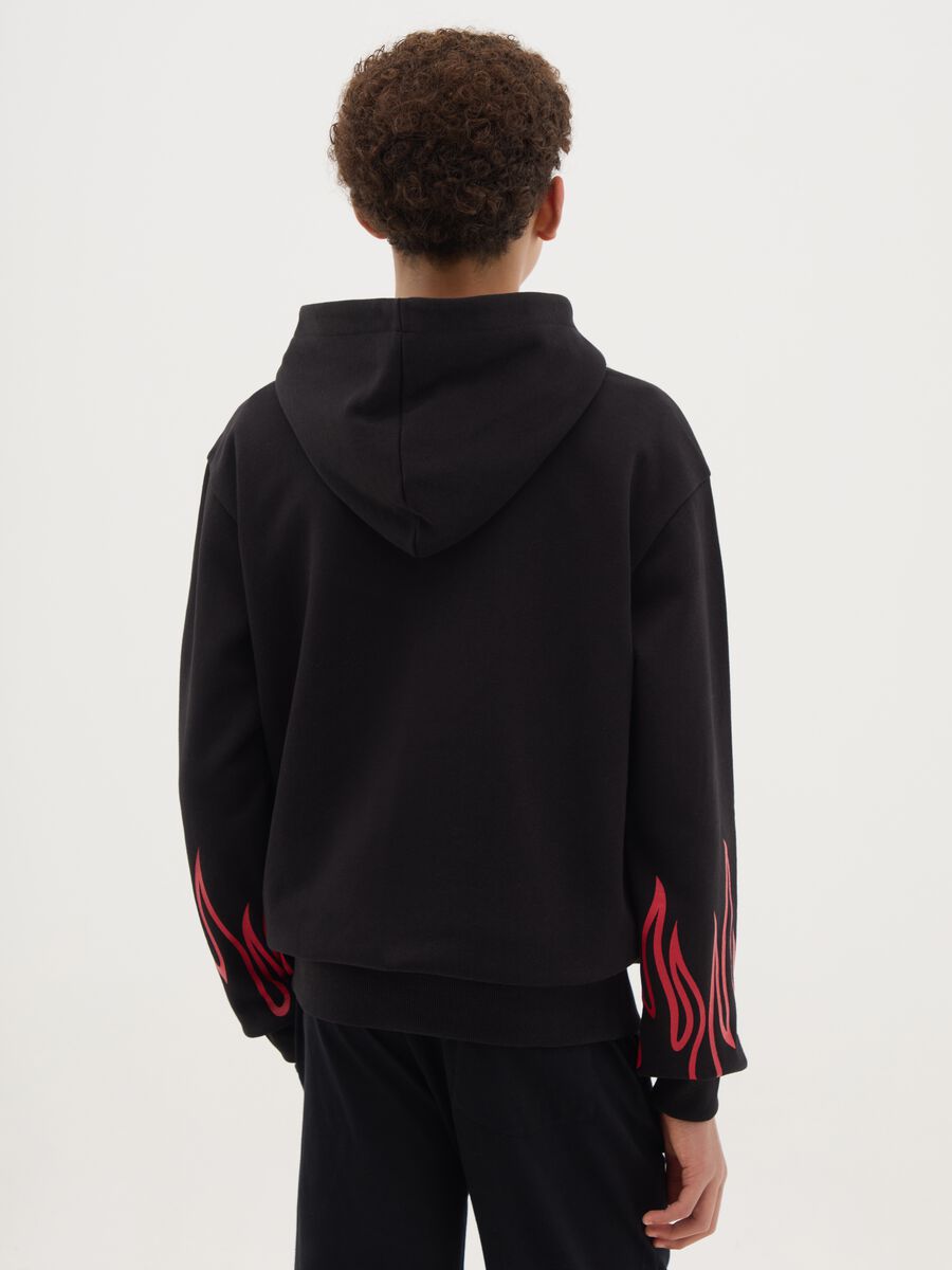 Hoodie with flame print and “High Flame” embroidery_2