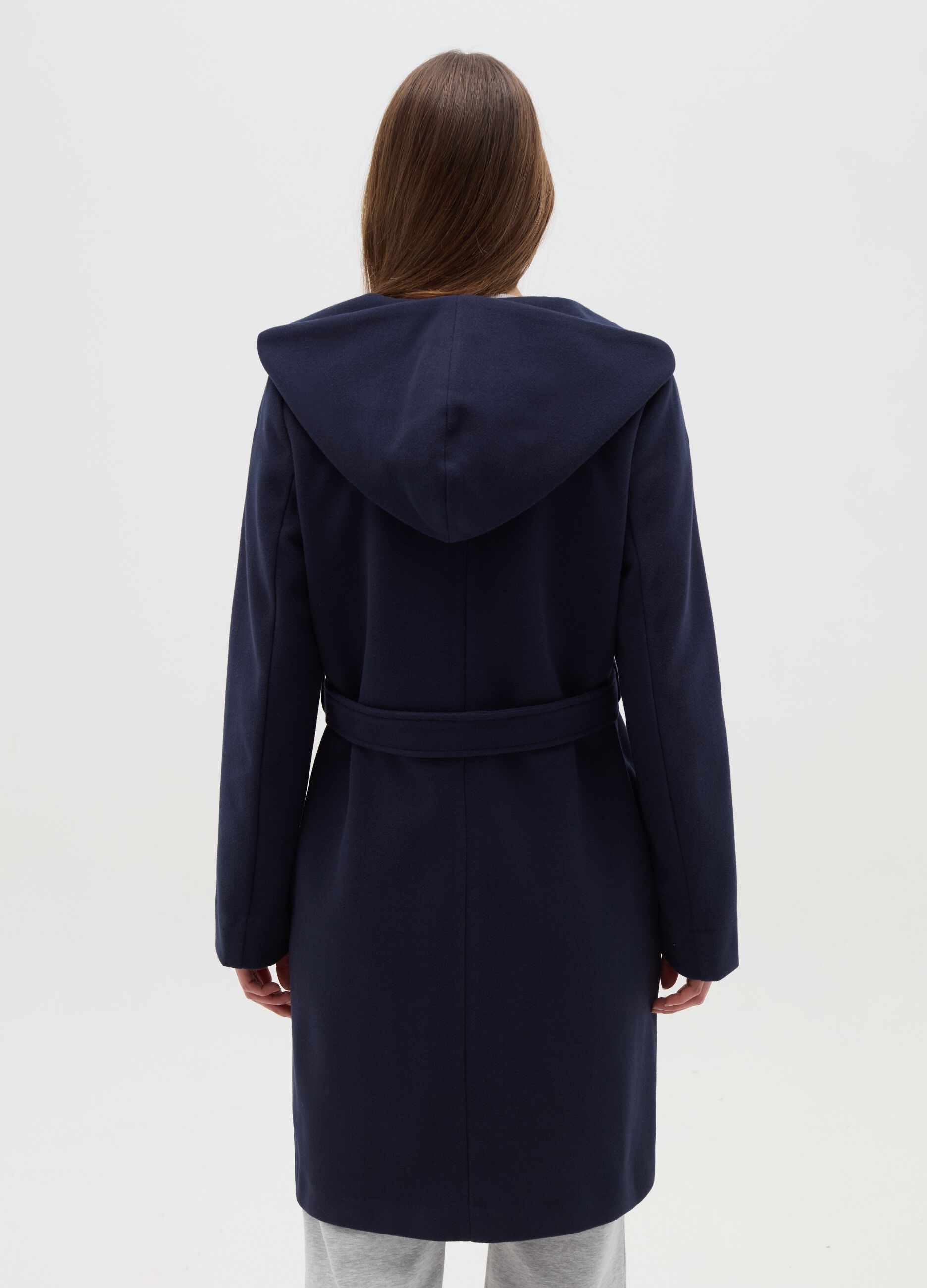 Coat in soft fabric with hood