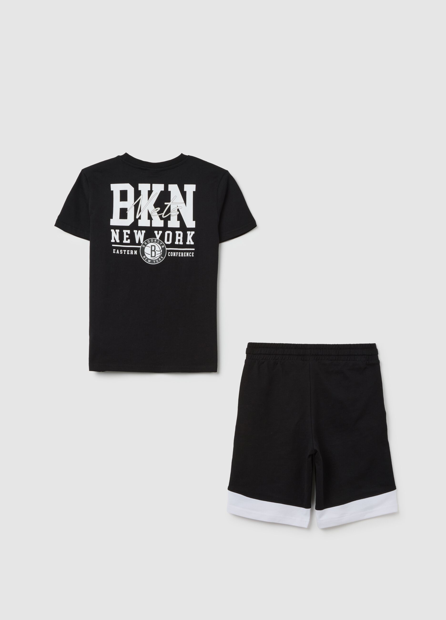 Boys’ regular-fit black jogging set in 100% cotton
