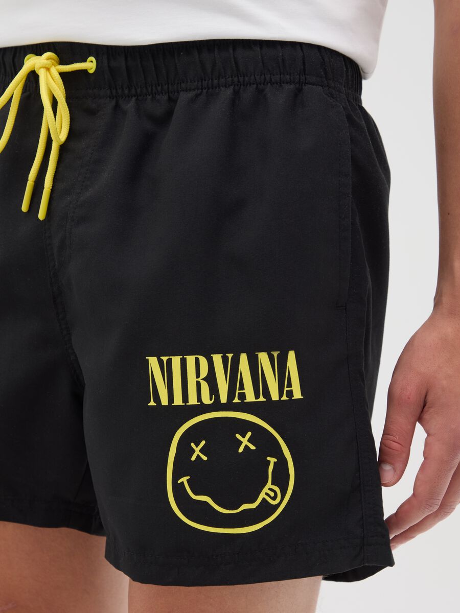 Black swimming trunks with Nirvana logo_2