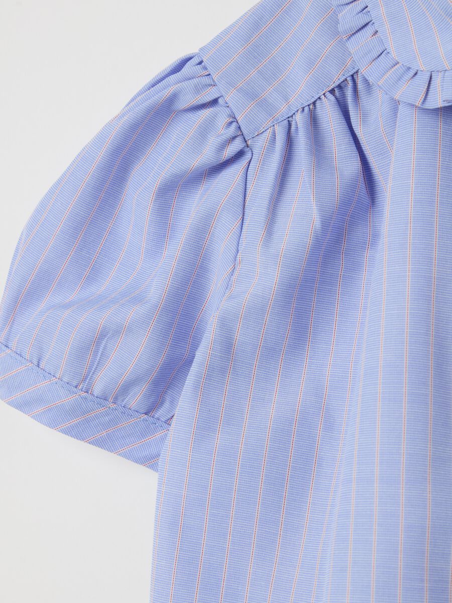 Short-sleeved shirt with striped pattern_2