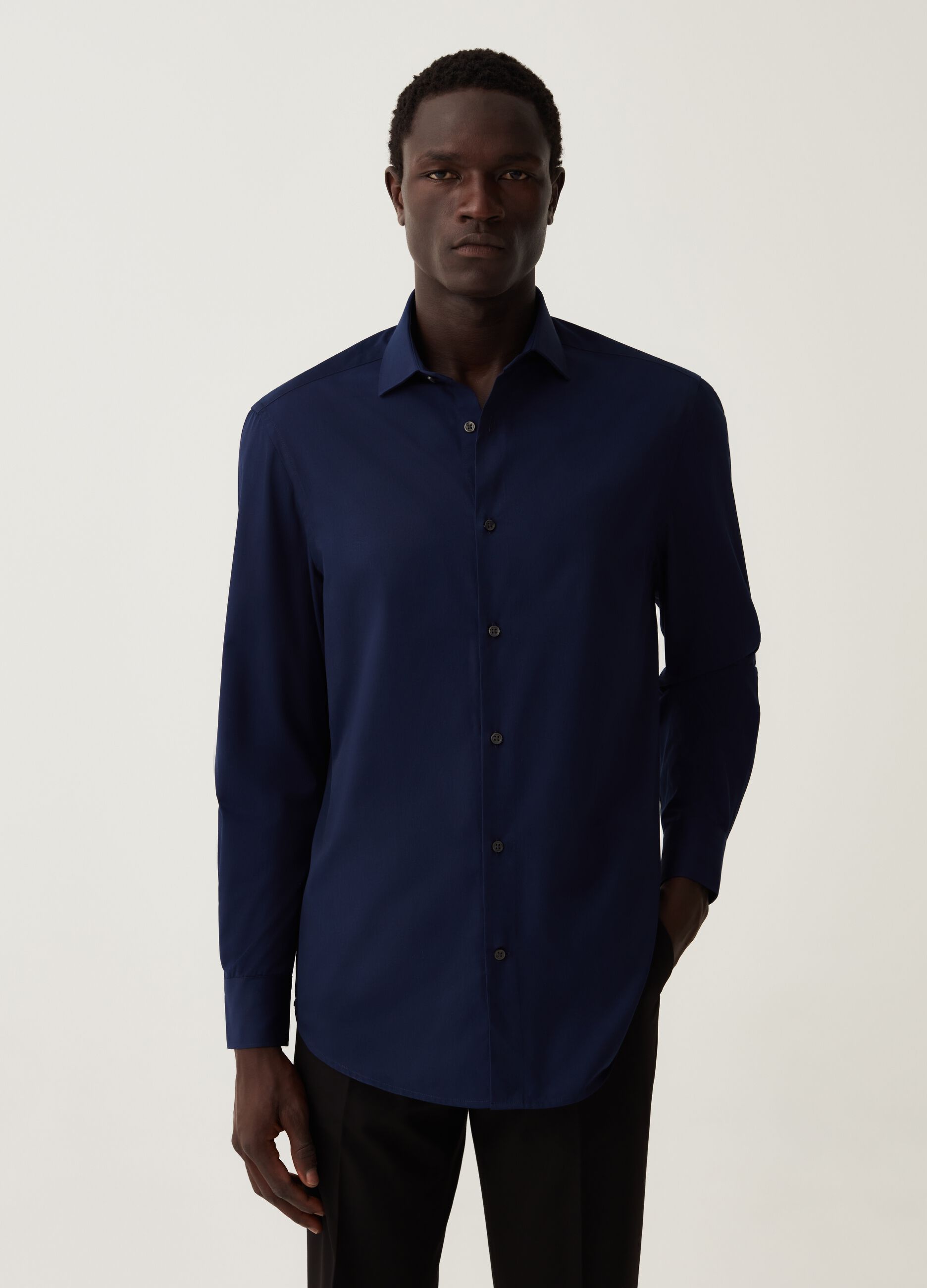 Camicia regular fit tinta unita_0