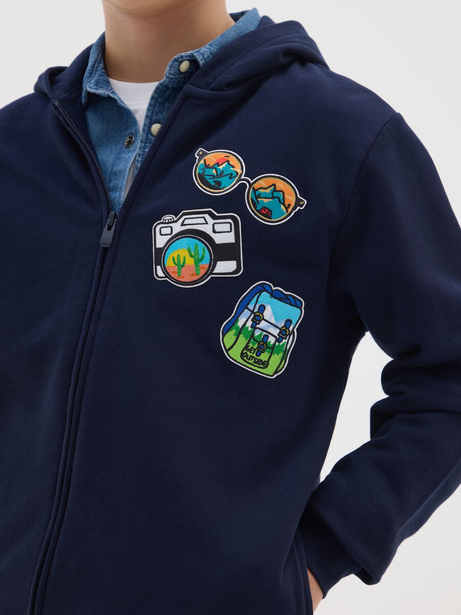 Felpa full-zip REUP con patch colorate in cotone bio_2