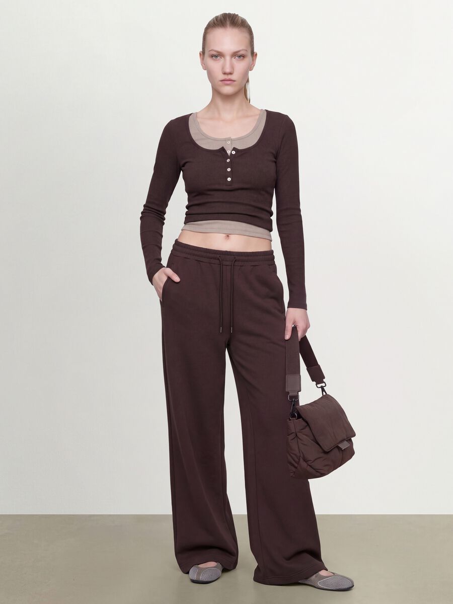 Pantaloni marroni wide leg in modal elasticizzato con coulisse_0