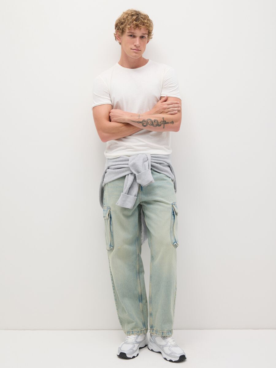 Cotton T-shirt with round neck_1