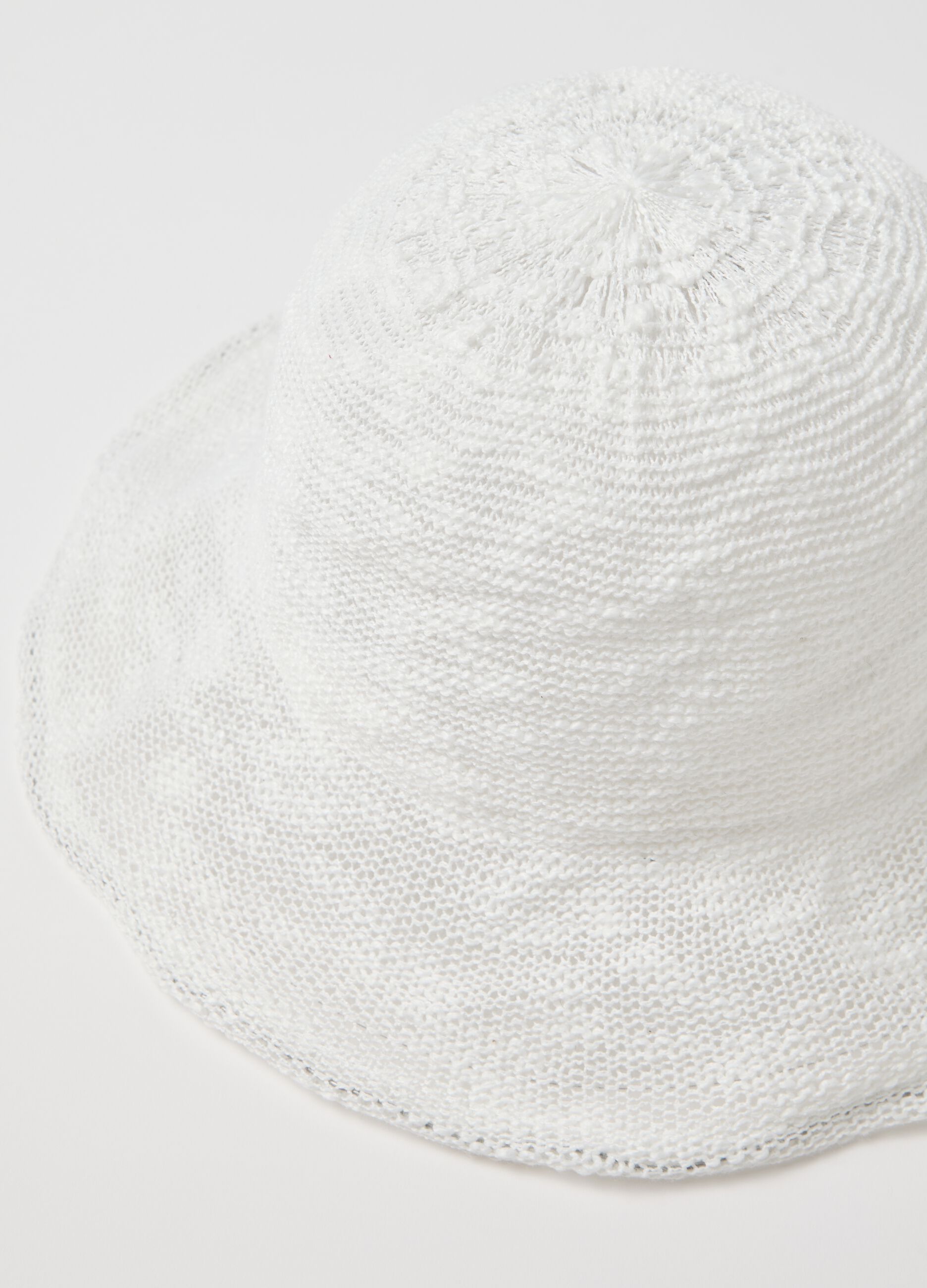 White cloche hat with knitted design