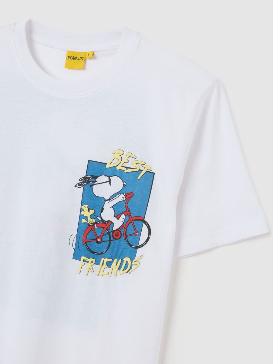 Men's pure cotton white T-shirt regular fit with Snoopy print_1
