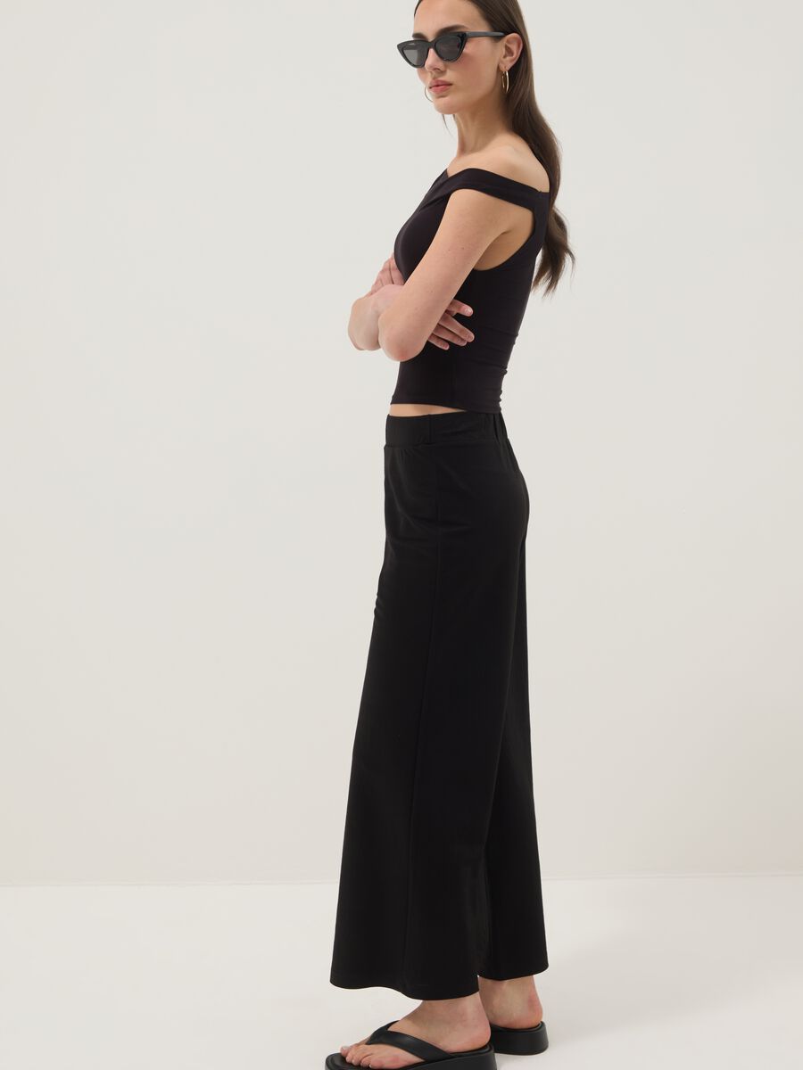 Pantaloni culotte neri in misto viscosa_0