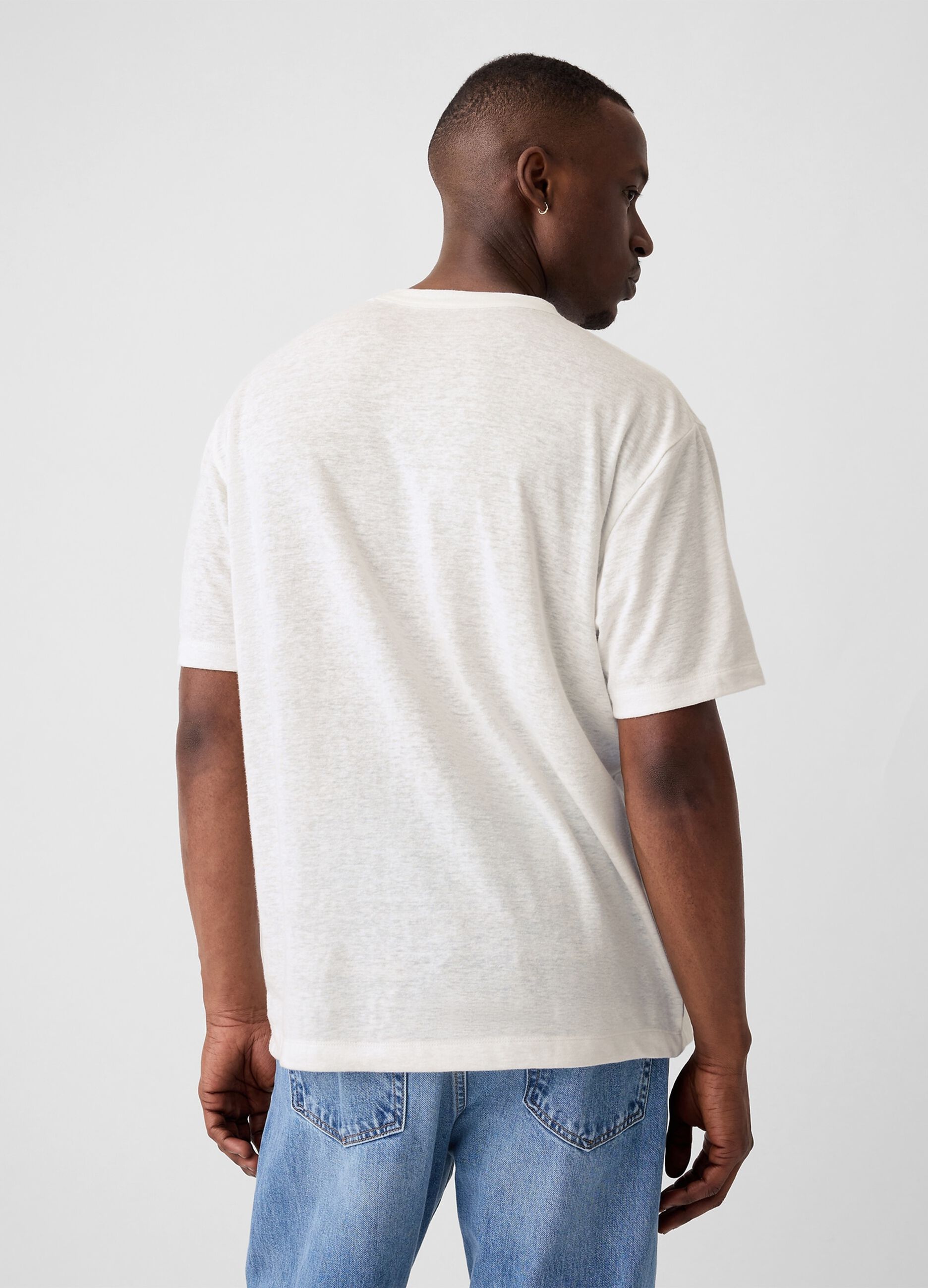 T-shirt girocollo in misto lino
