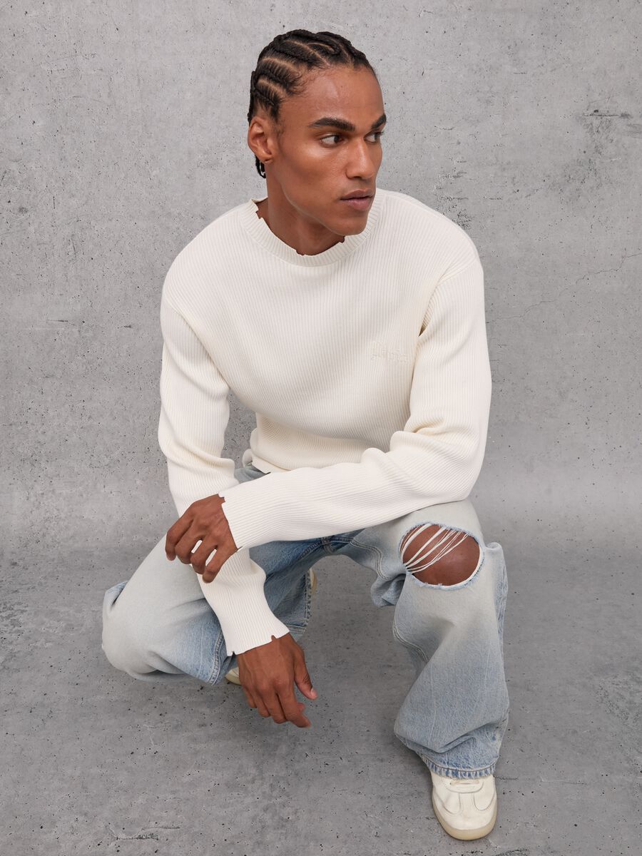 Light Knit Crewneck Vintage White_3