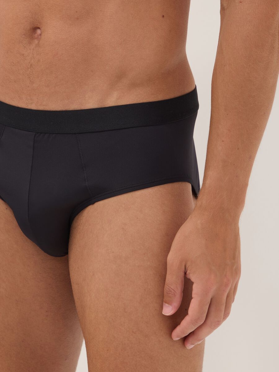 3-pack of black stretch microfibre briefs_3
