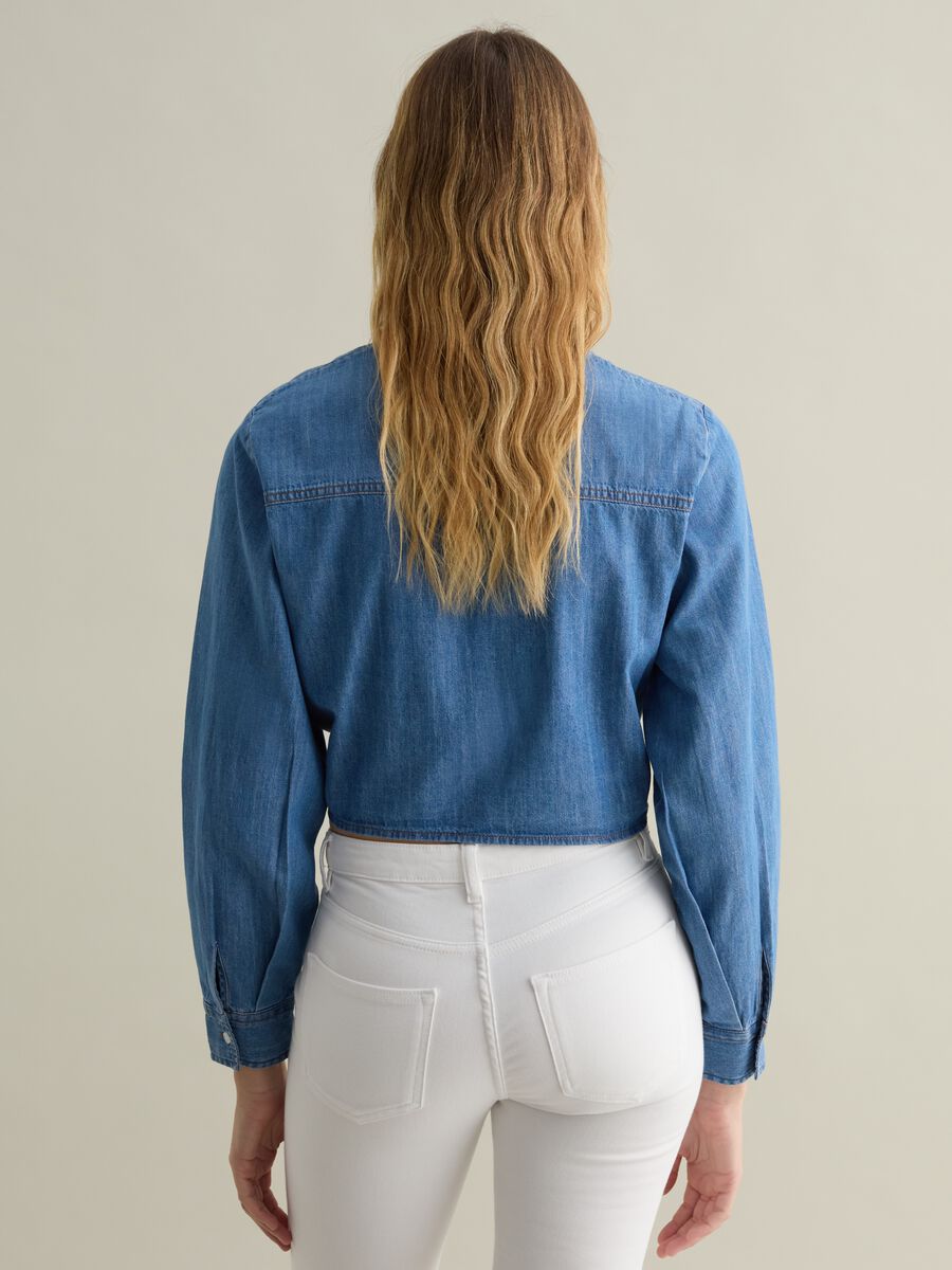 Blue denim shirt with knot_2