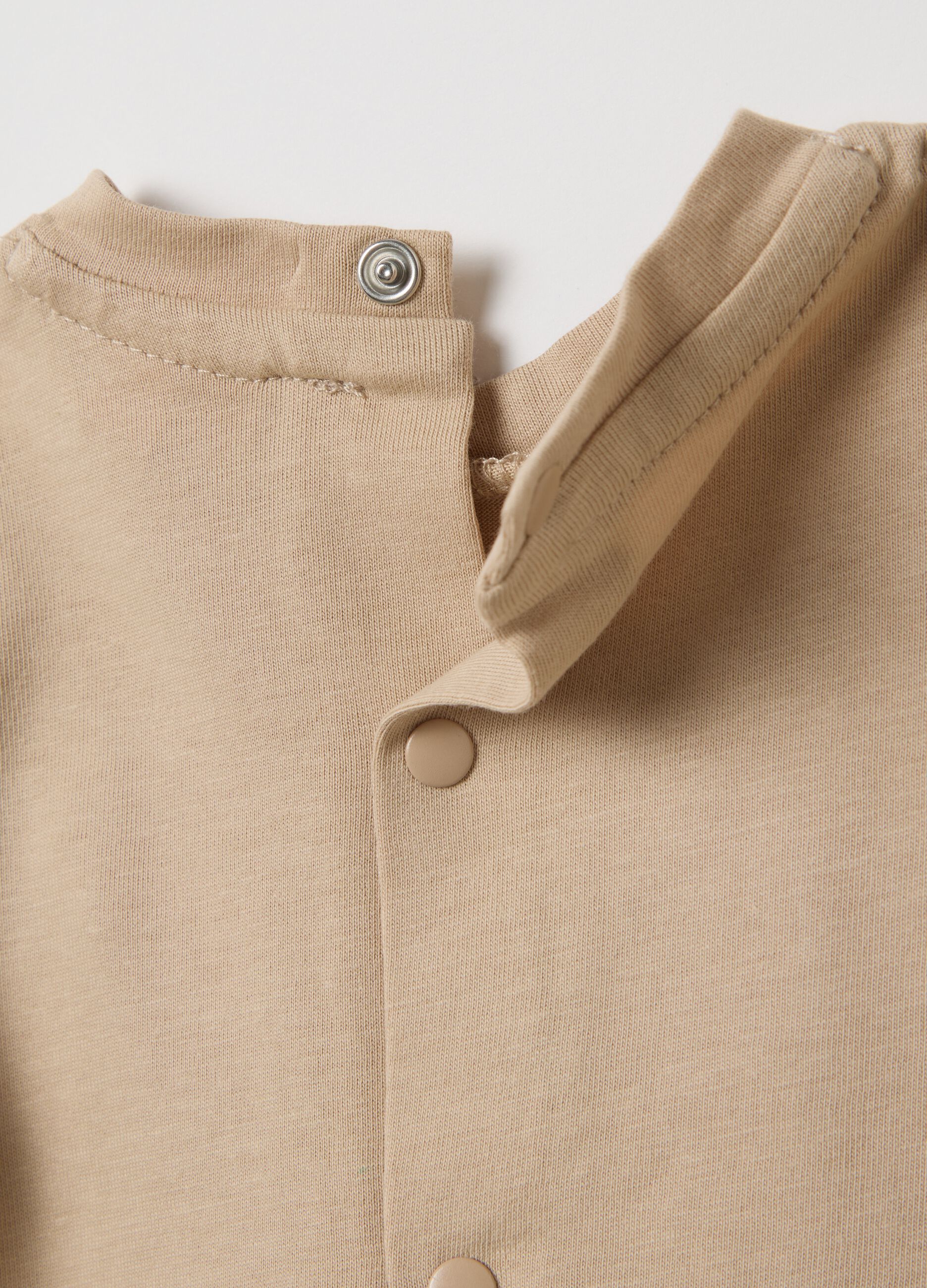 Set neonato da maschio in cotone e lino beige con t-shirt e shorts