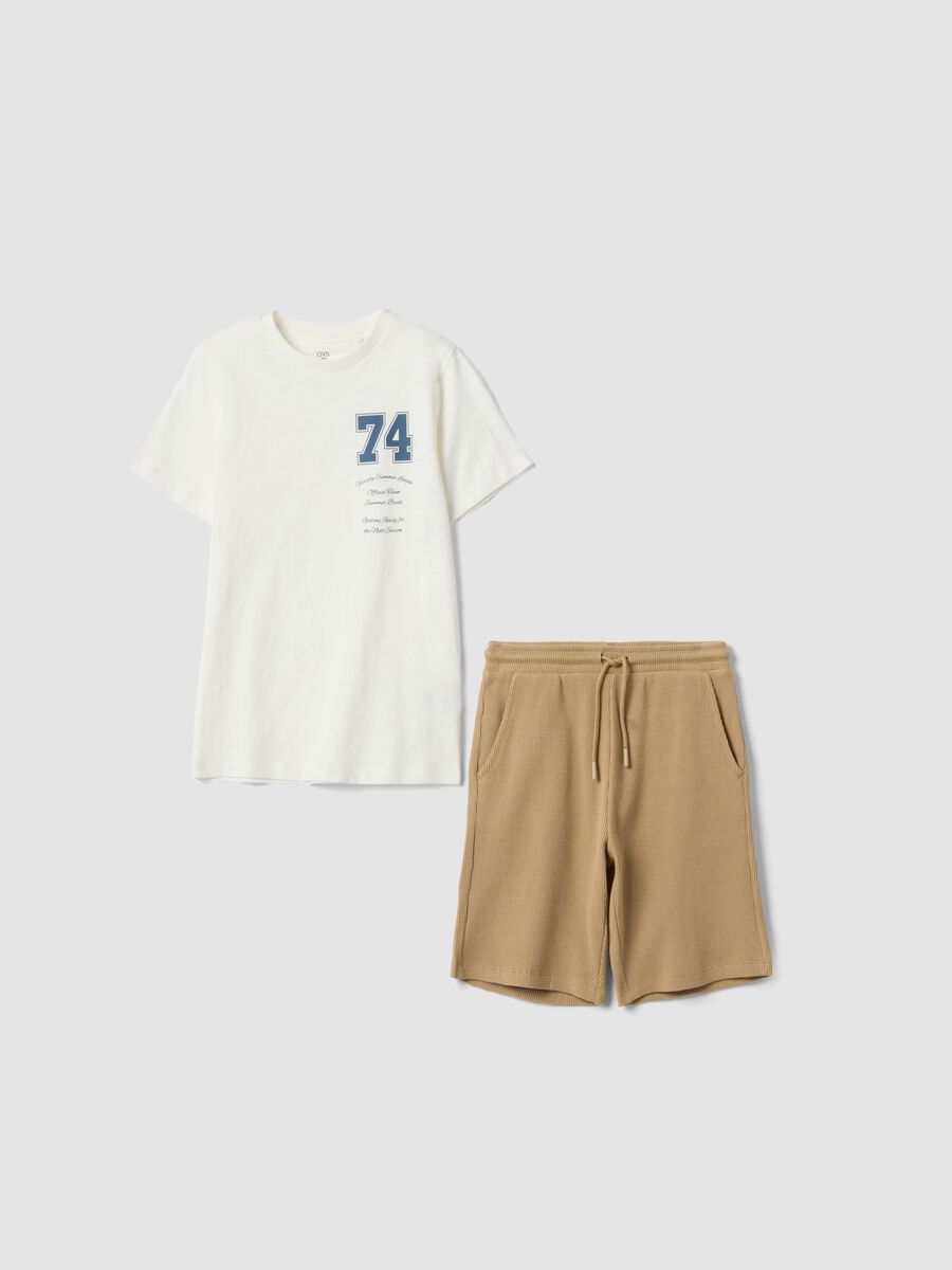 Multicolour pure cotton T-shirt and shorts set for boys, regular fit_0