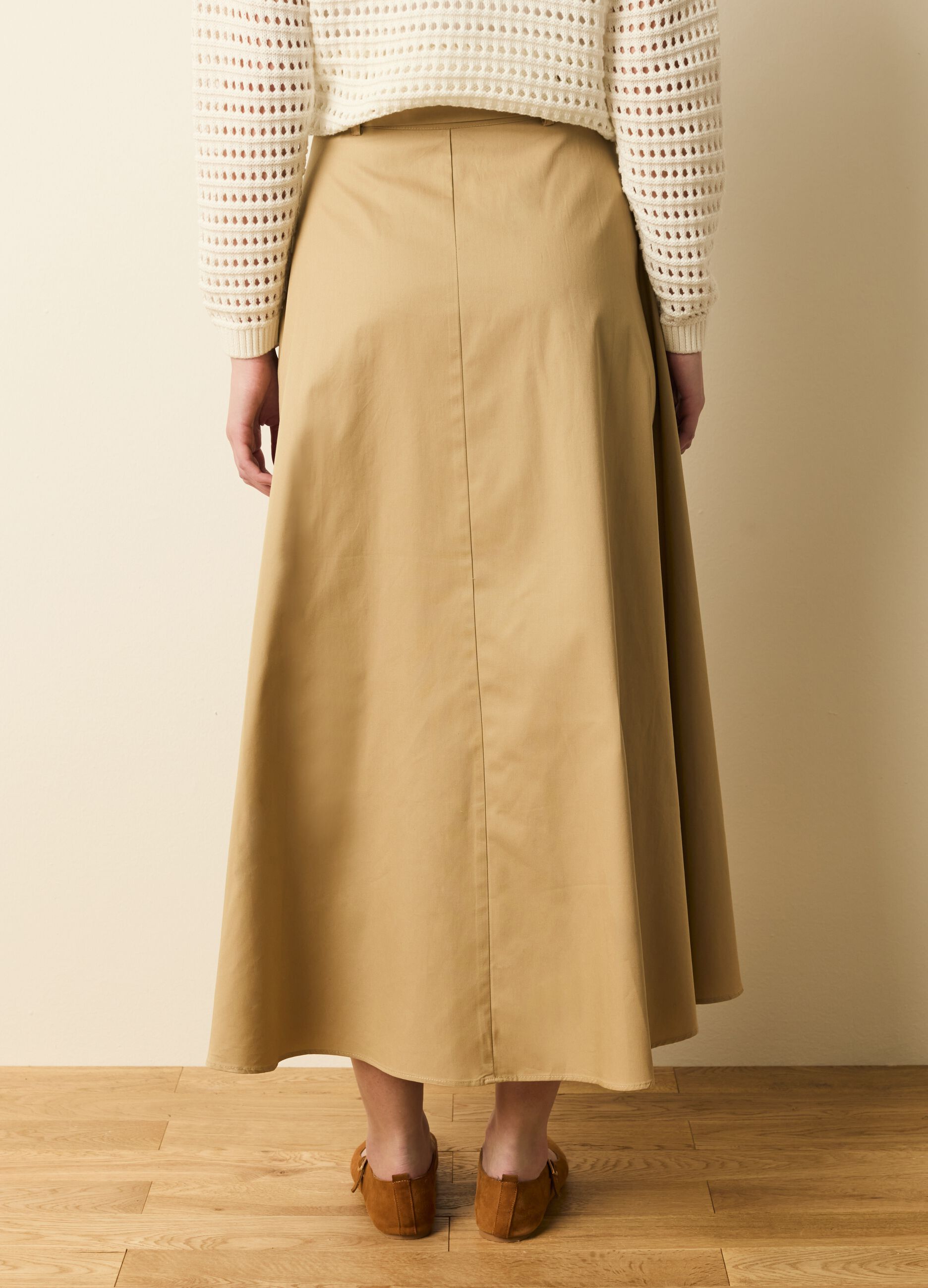 Long full skirt with buckle