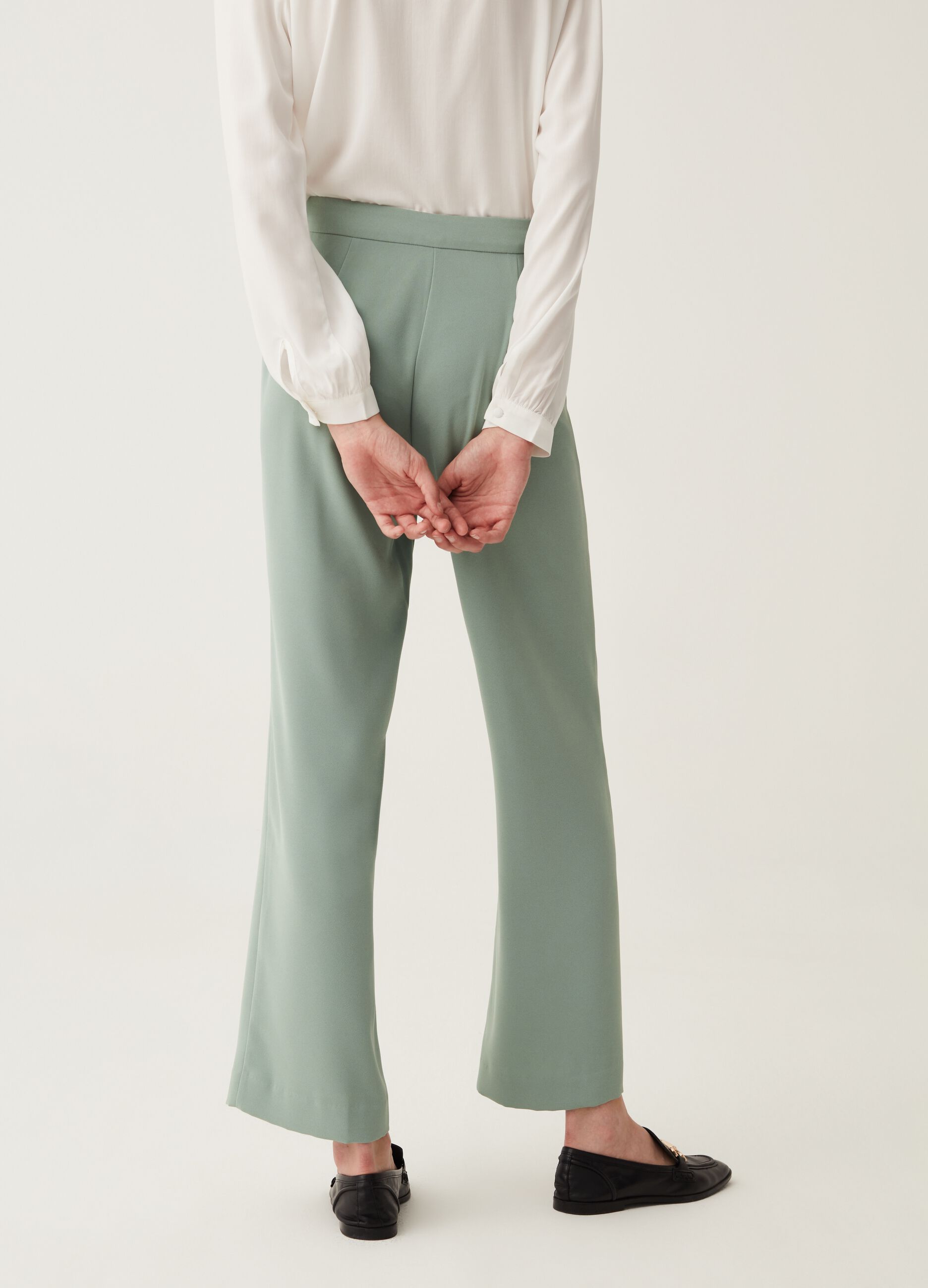 Pantalone cropped flare fit_2