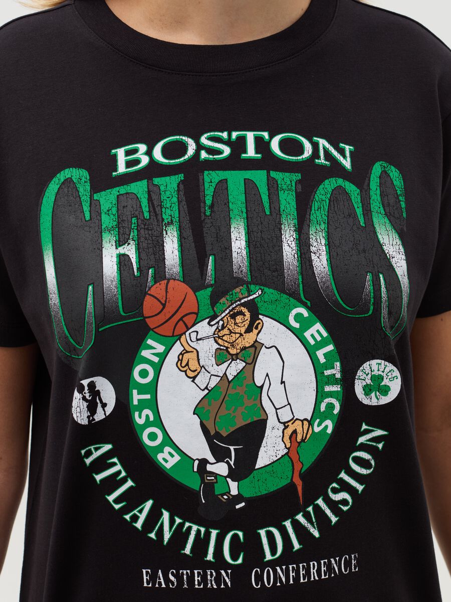 T-shirt with Boston Celtics print_3