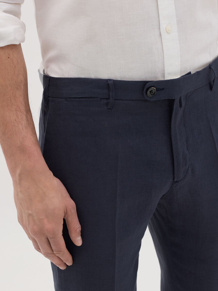 Men’s blue slim-fit trousers in 100% linen_2