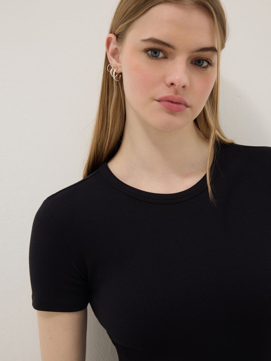 Black slim fit stretch cotton top_3