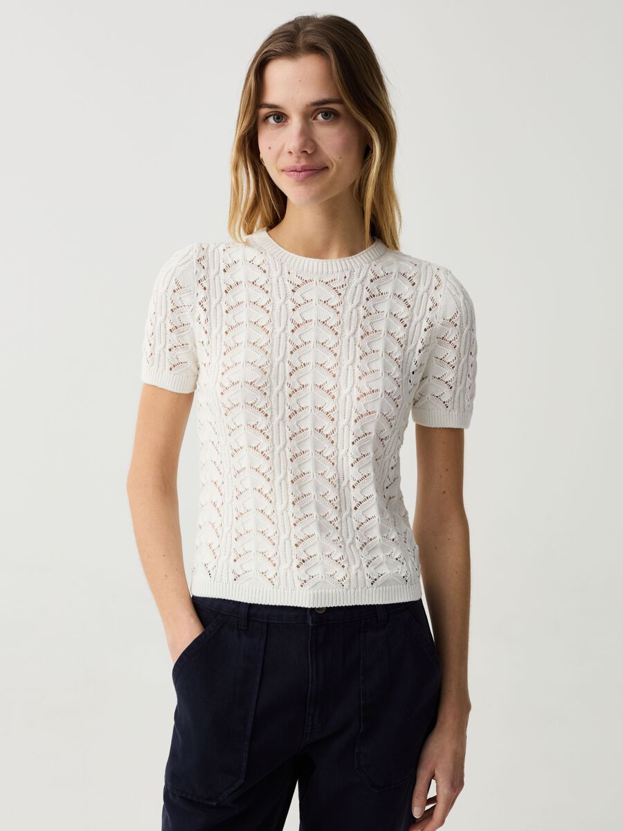 Crochet top with short sleeves_0
