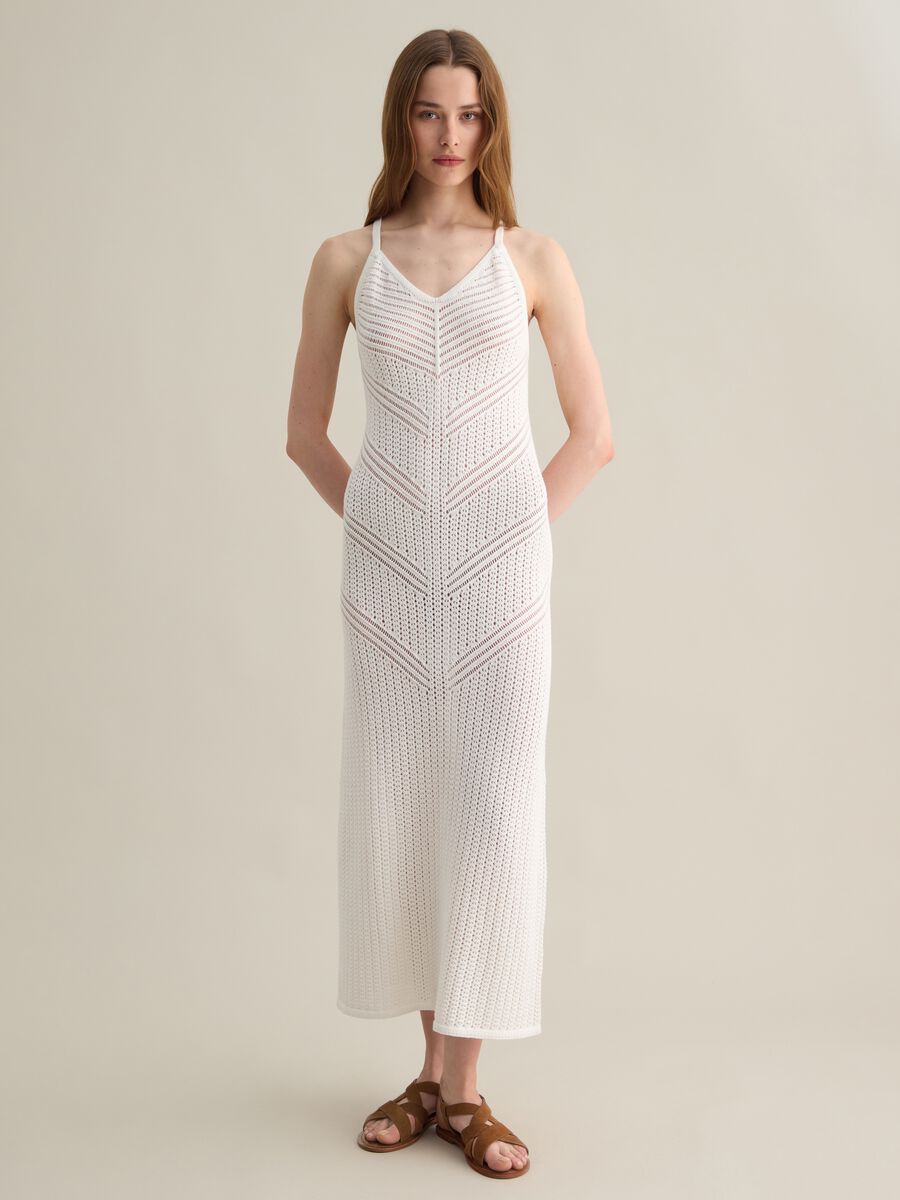 White dress in pure cotton with American neckline_0