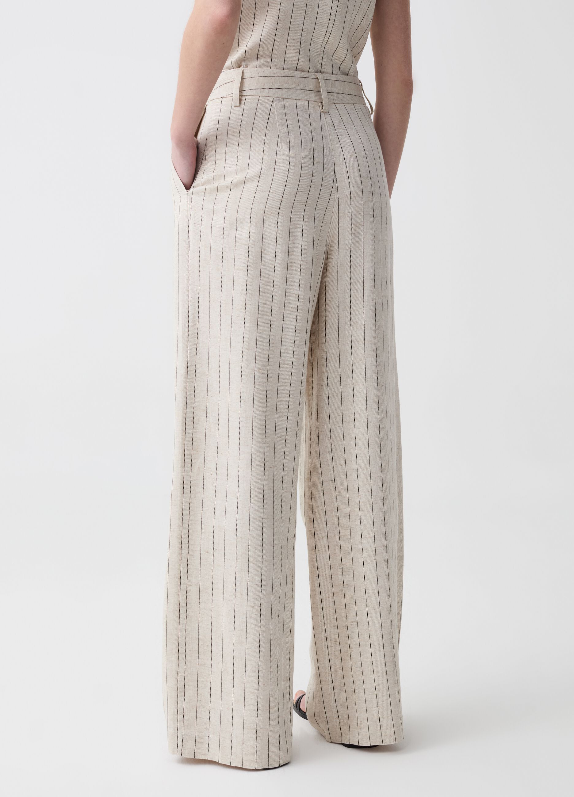 Pantalone gessato wide leg con pinces